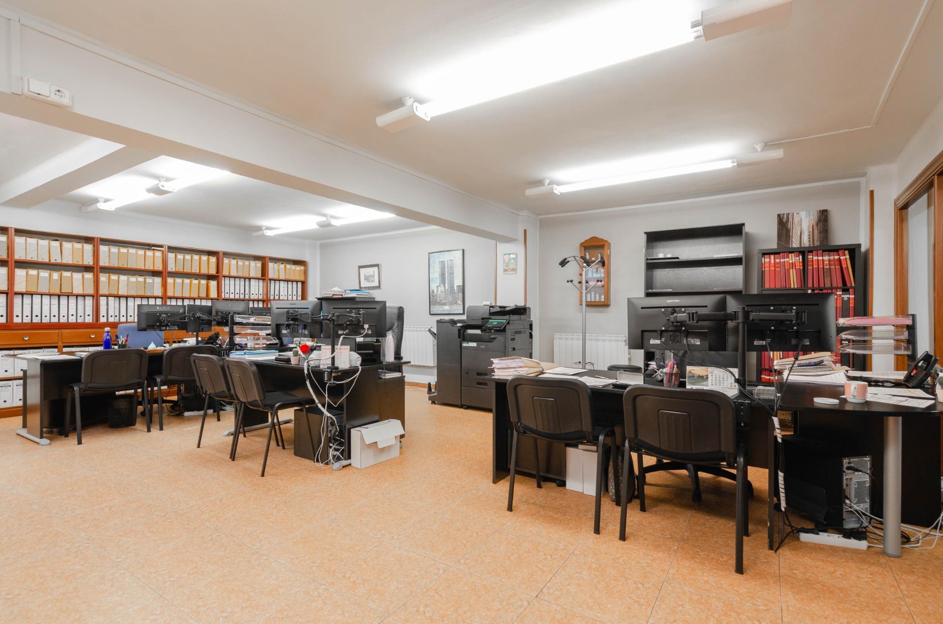 Negocios-Venta-Oviedo-1767611-Foto-19