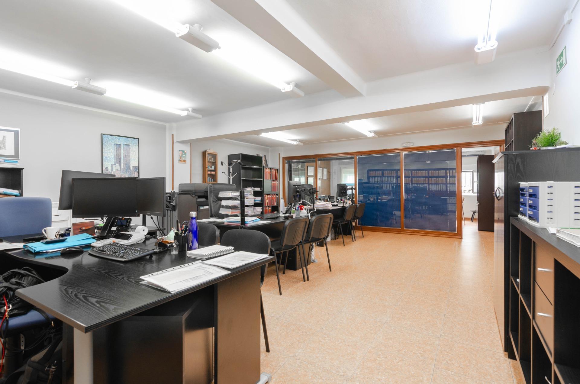Negocios-Venta-Oviedo-1767611-Foto-24