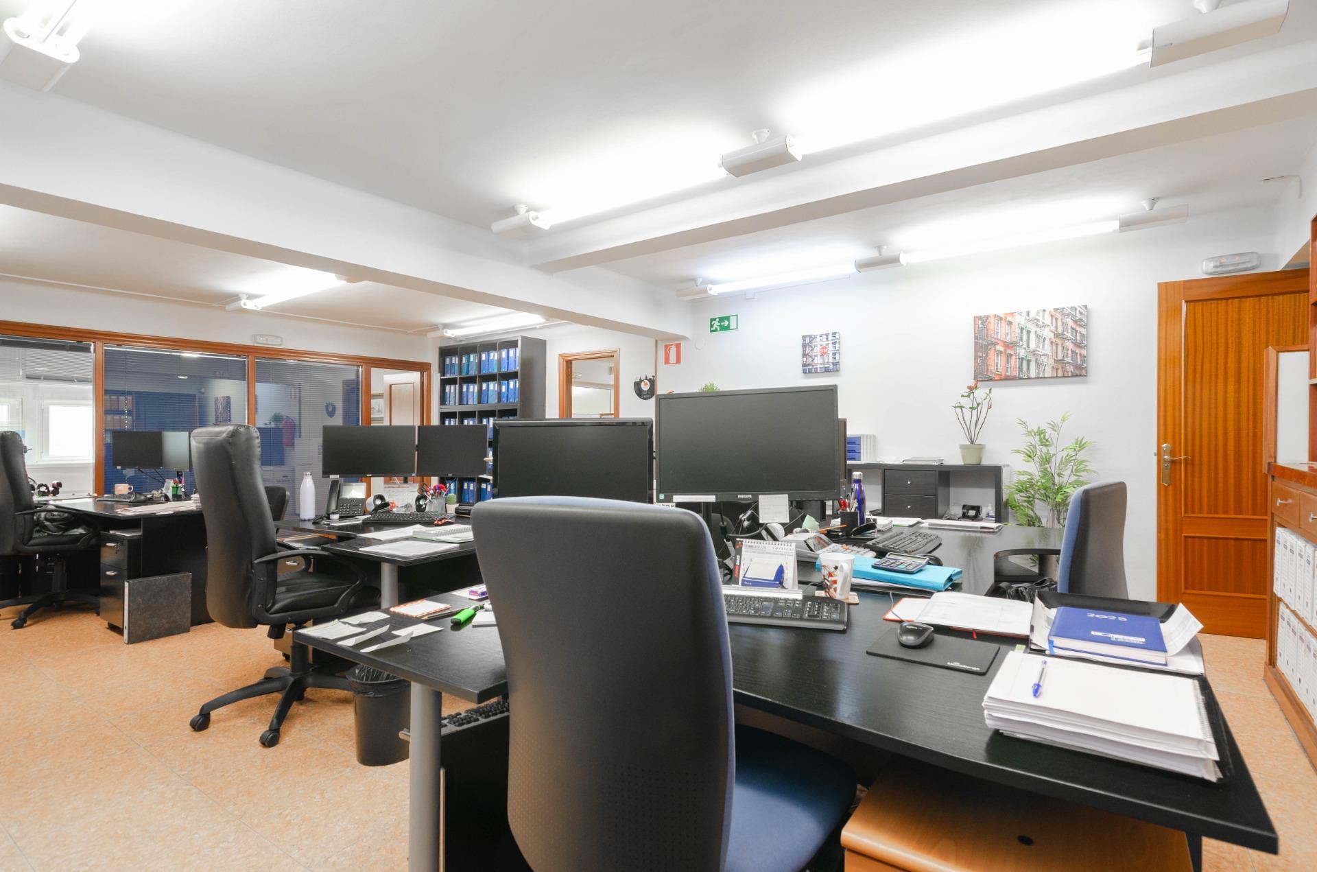 Negocios-Venta-Oviedo-1767611-Foto-25