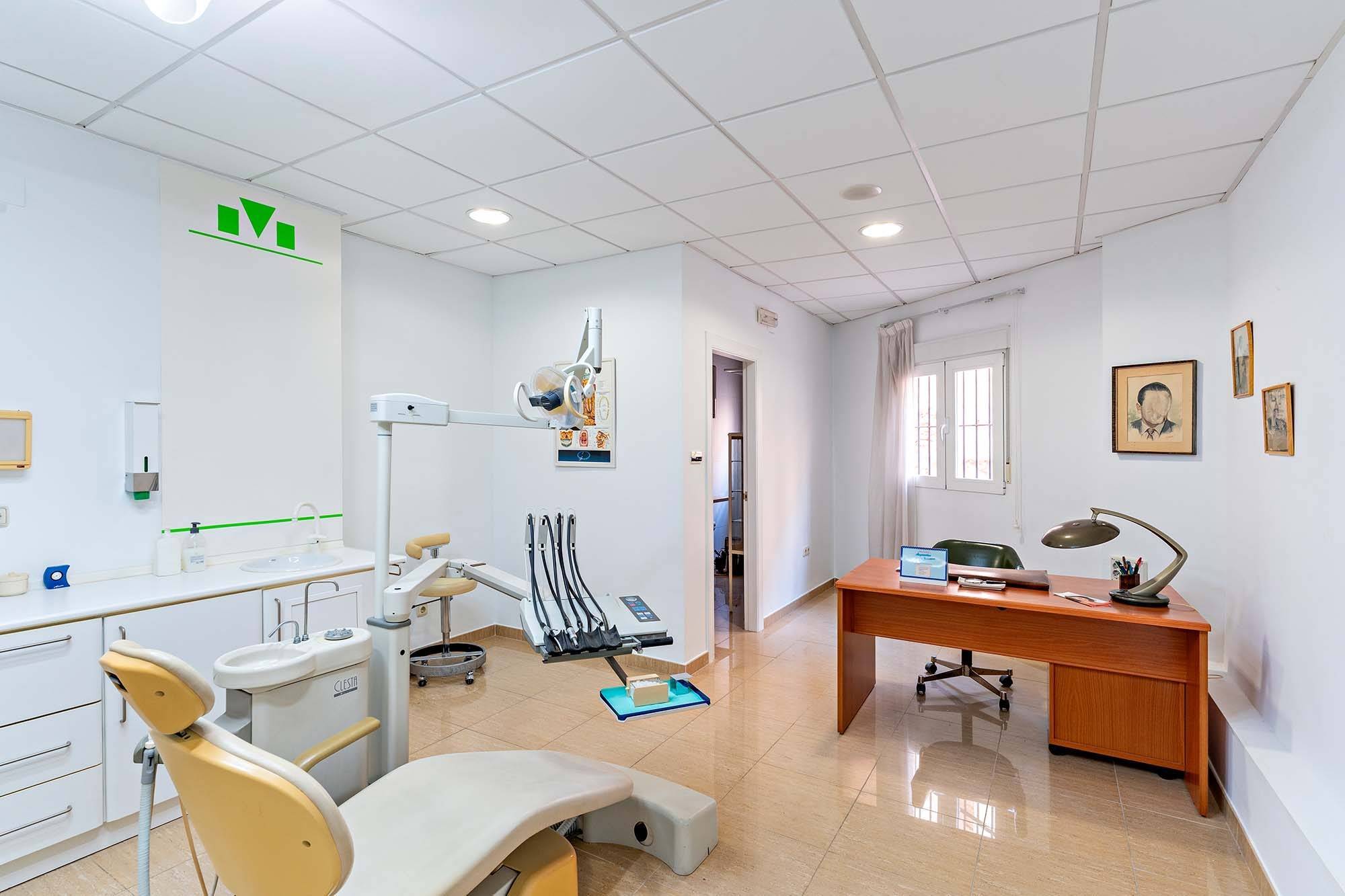 Negocios-Venta-AlbuÃ±ol-1790790-Foto-3