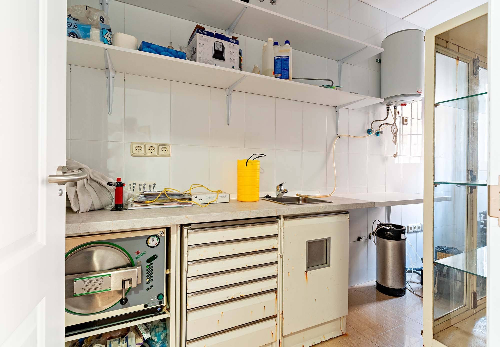 Negocios-Venta-AlbuÃ±ol-1790790-Foto-6