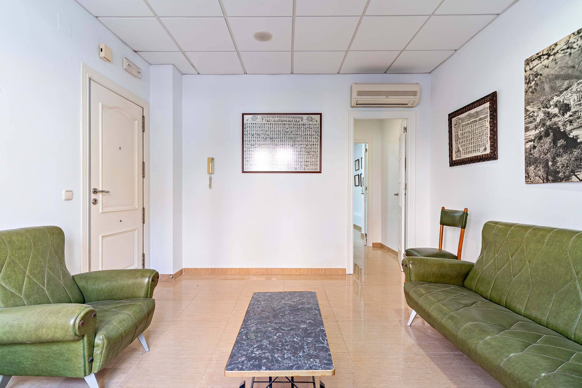 Negocios-Venta-AlbuÃ±ol-1790790-Foto-7
