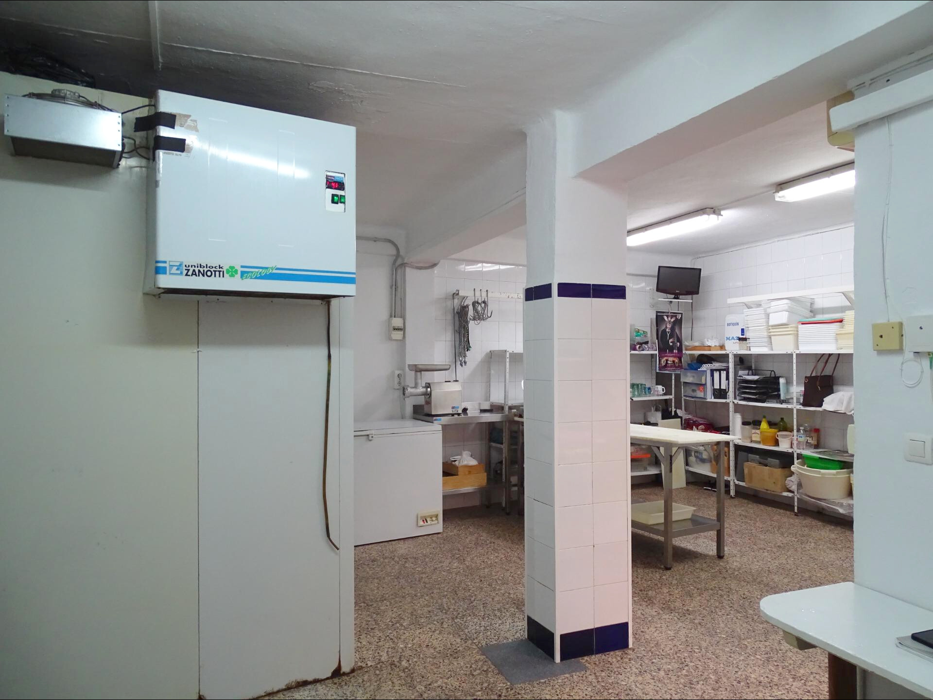 Negocios-Venta-SanlÃºcar la Mayor-1575479-Foto-21