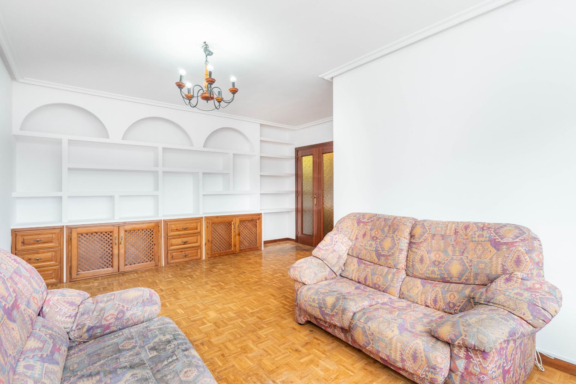 Pisos-Venta-Oviedo-1747670-Foto-6