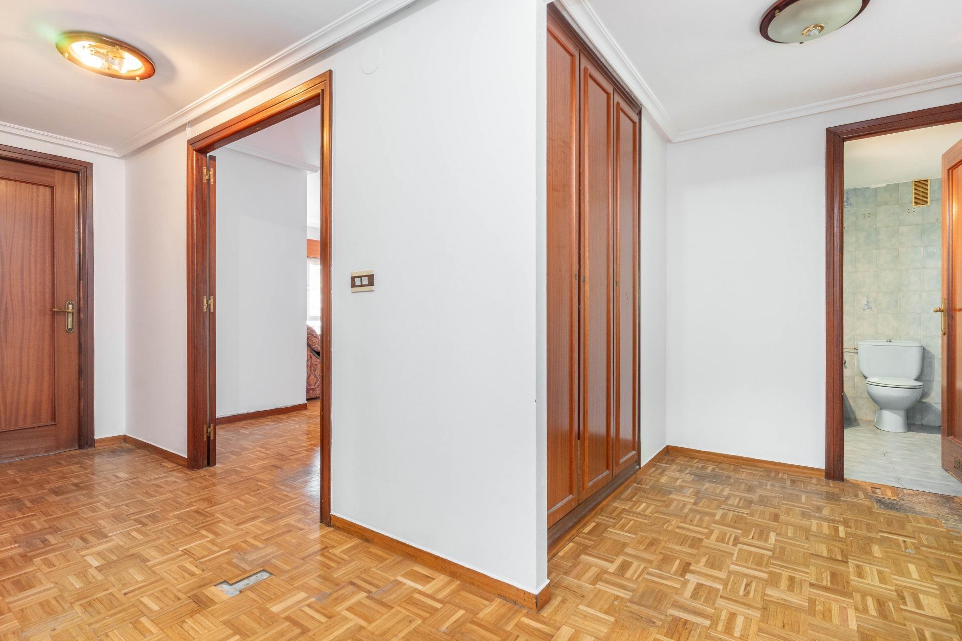Pisos-Venta-Oviedo-1747670-Foto-27