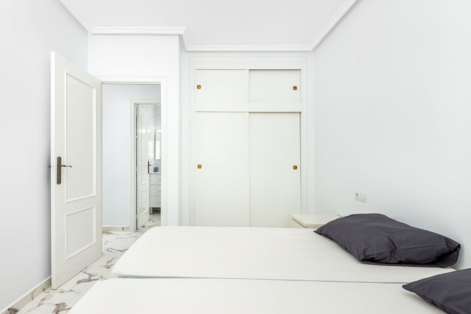Pisos-Venta-Torrevieja-1768082-Foto-3