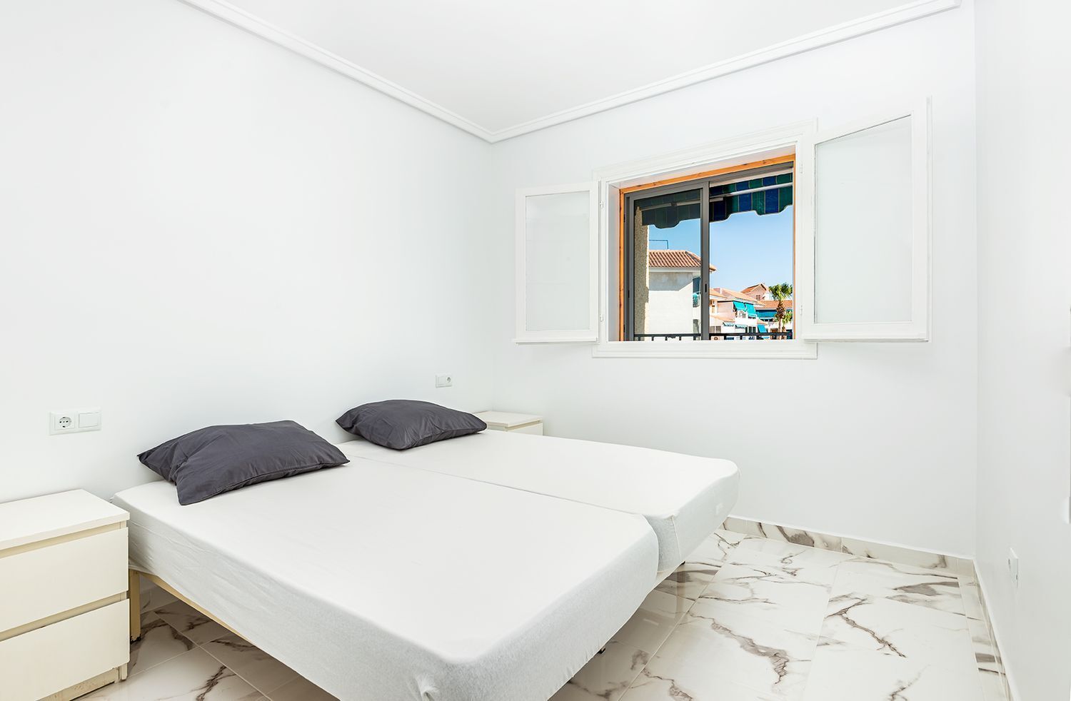 Pisos-Venta-Torrevieja-1768082-Foto-19