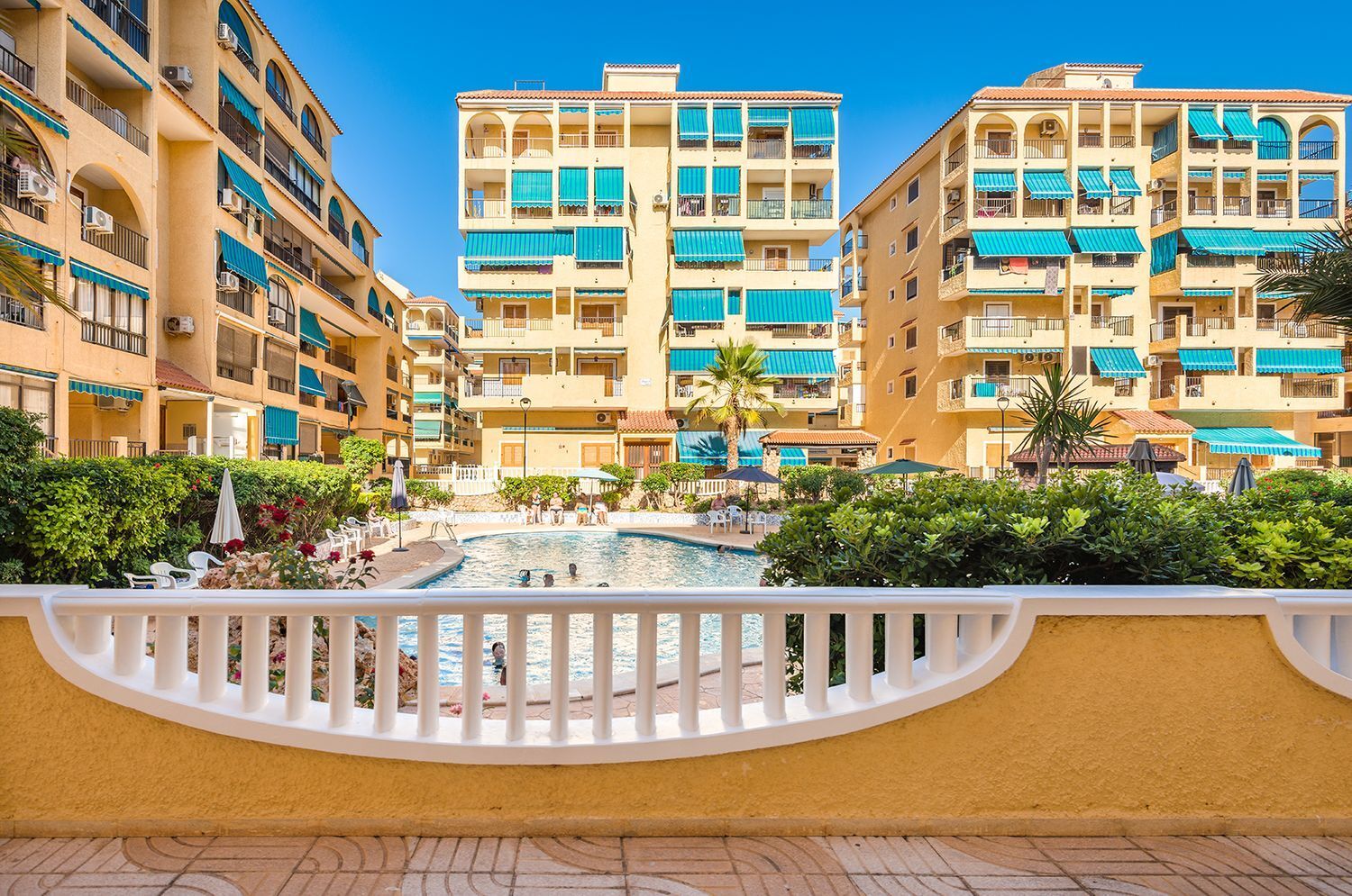 Pisos-Venta-Torrevieja-1768082-Foto-28