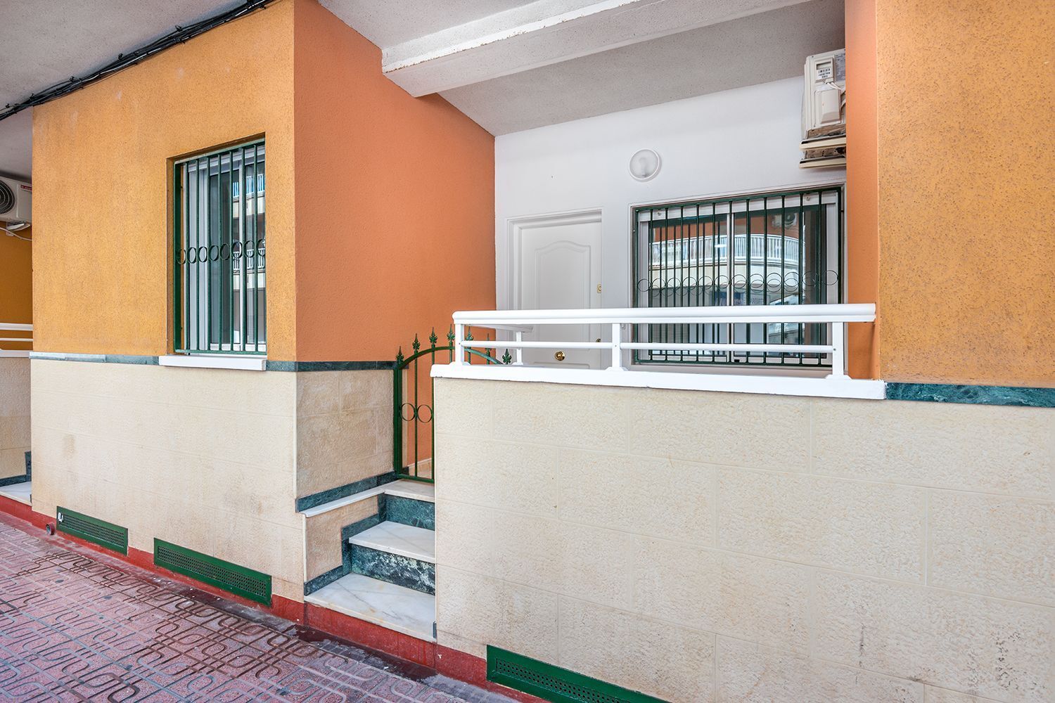 Pisos-Venta-Torrevieja-1752222-Foto-26