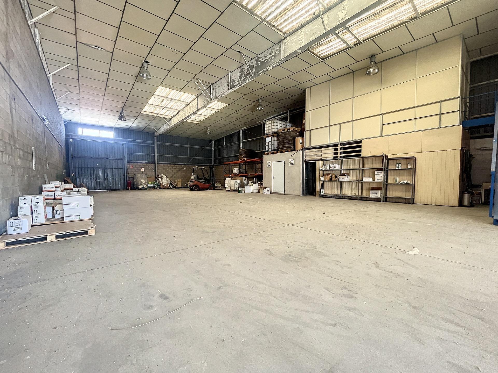 Naves-Venta-Sagunto-1385717-Foto-2