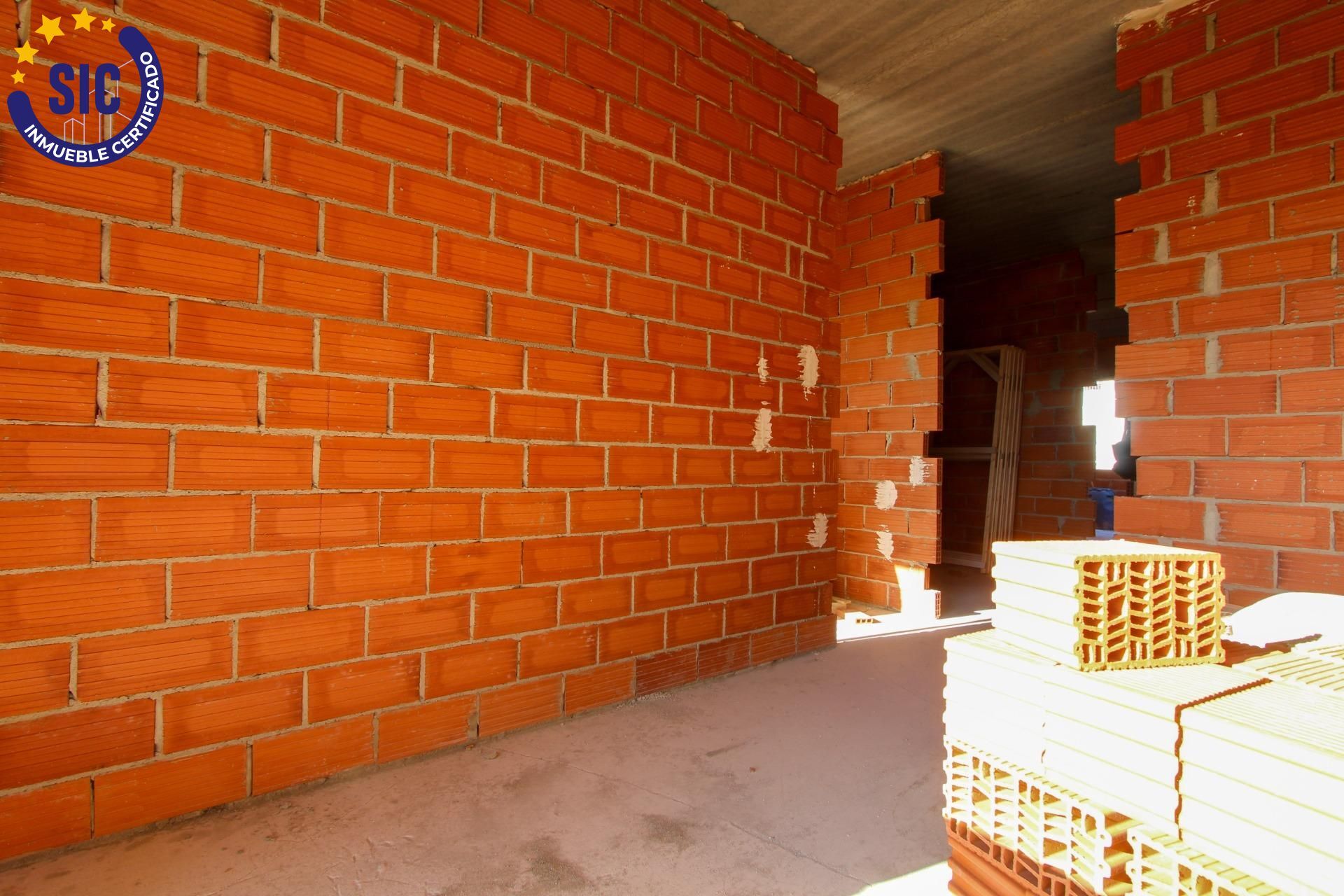 Piso en venta  calle SANTA BARBARA, Pobles del Nord, Moncada  5/25