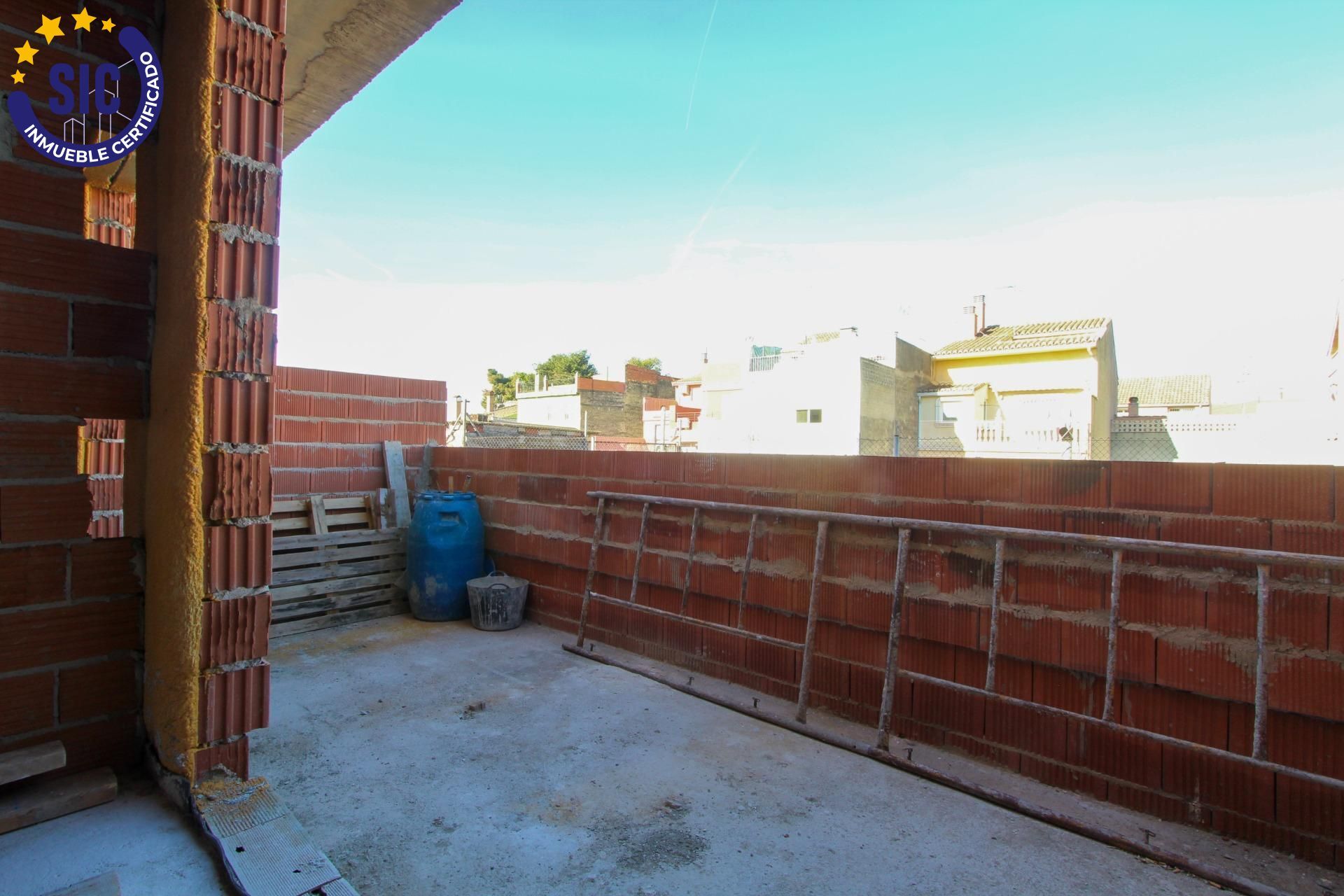 Piso en venta  calle SANTA BARBARA, Pobles del Nord, Moncada  13/25