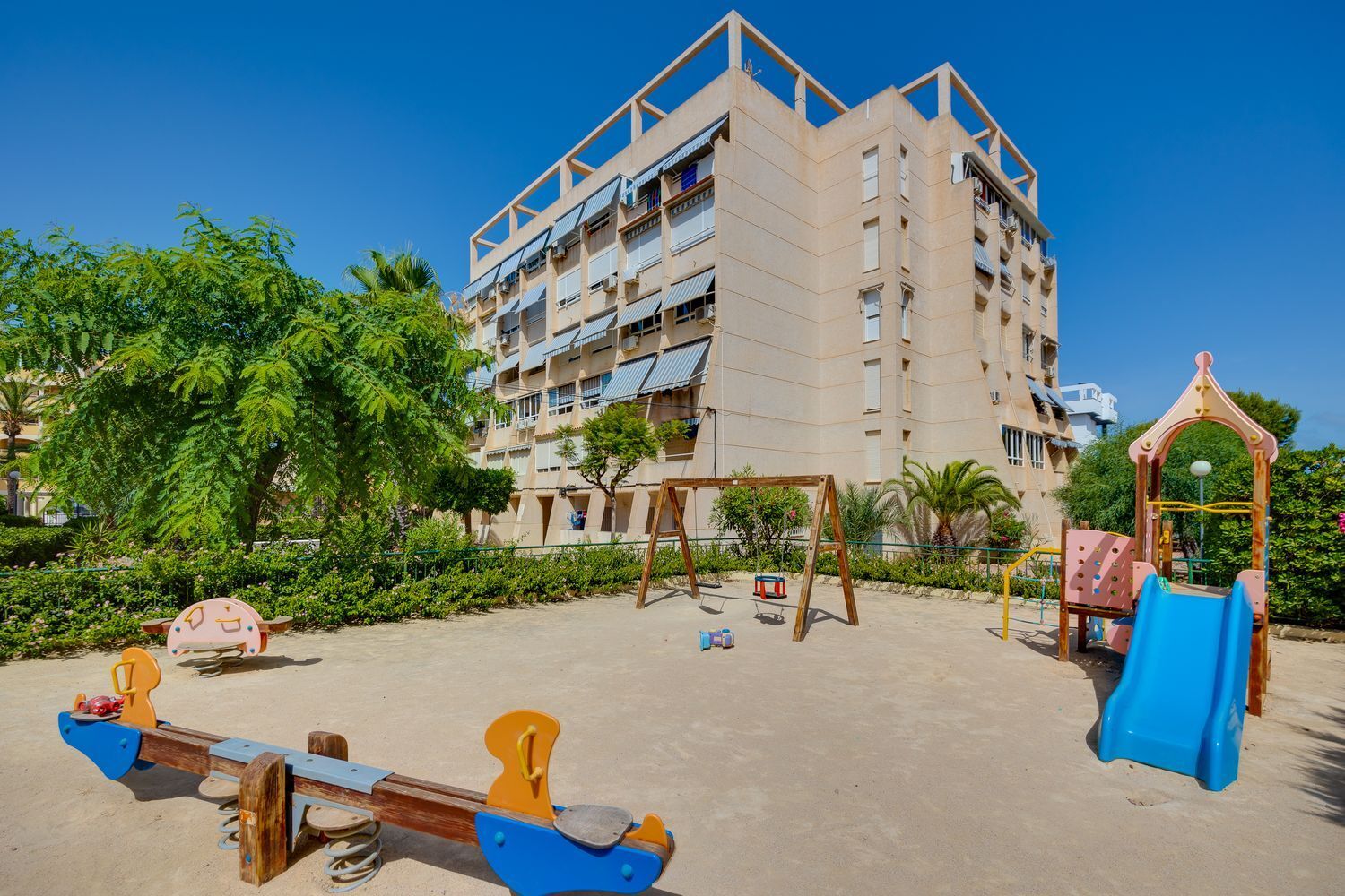 Pisos-Venta-Torrevieja-1792529-Foto-32
