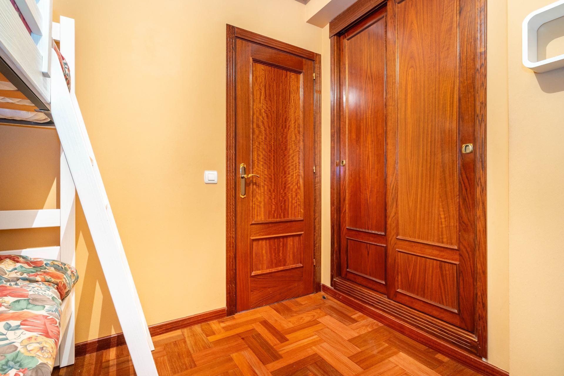 Pisos-Venta-Oviedo-1746168-Foto-24