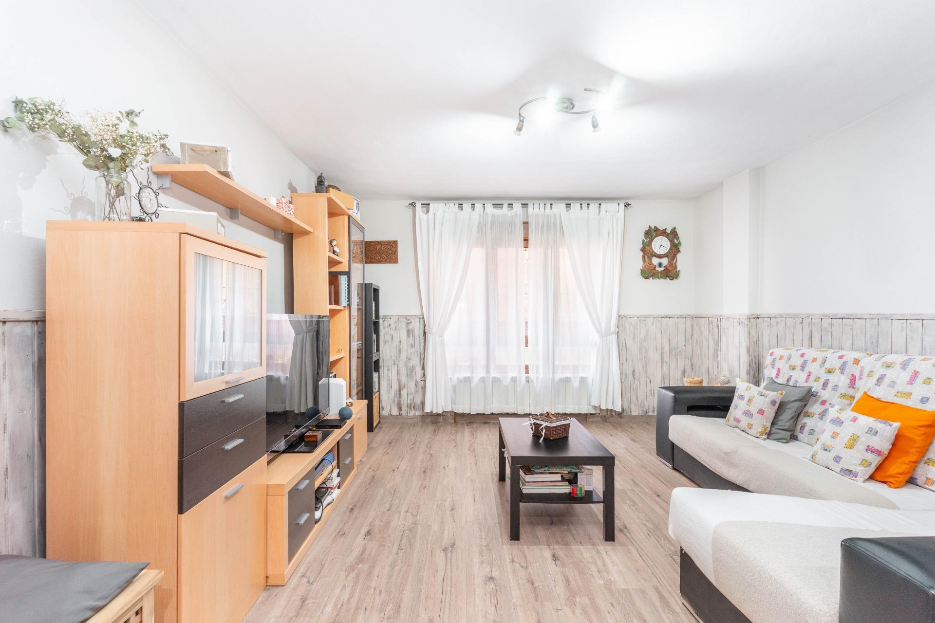 Pisos-Venta-Riosa-1734196-Foto-7
