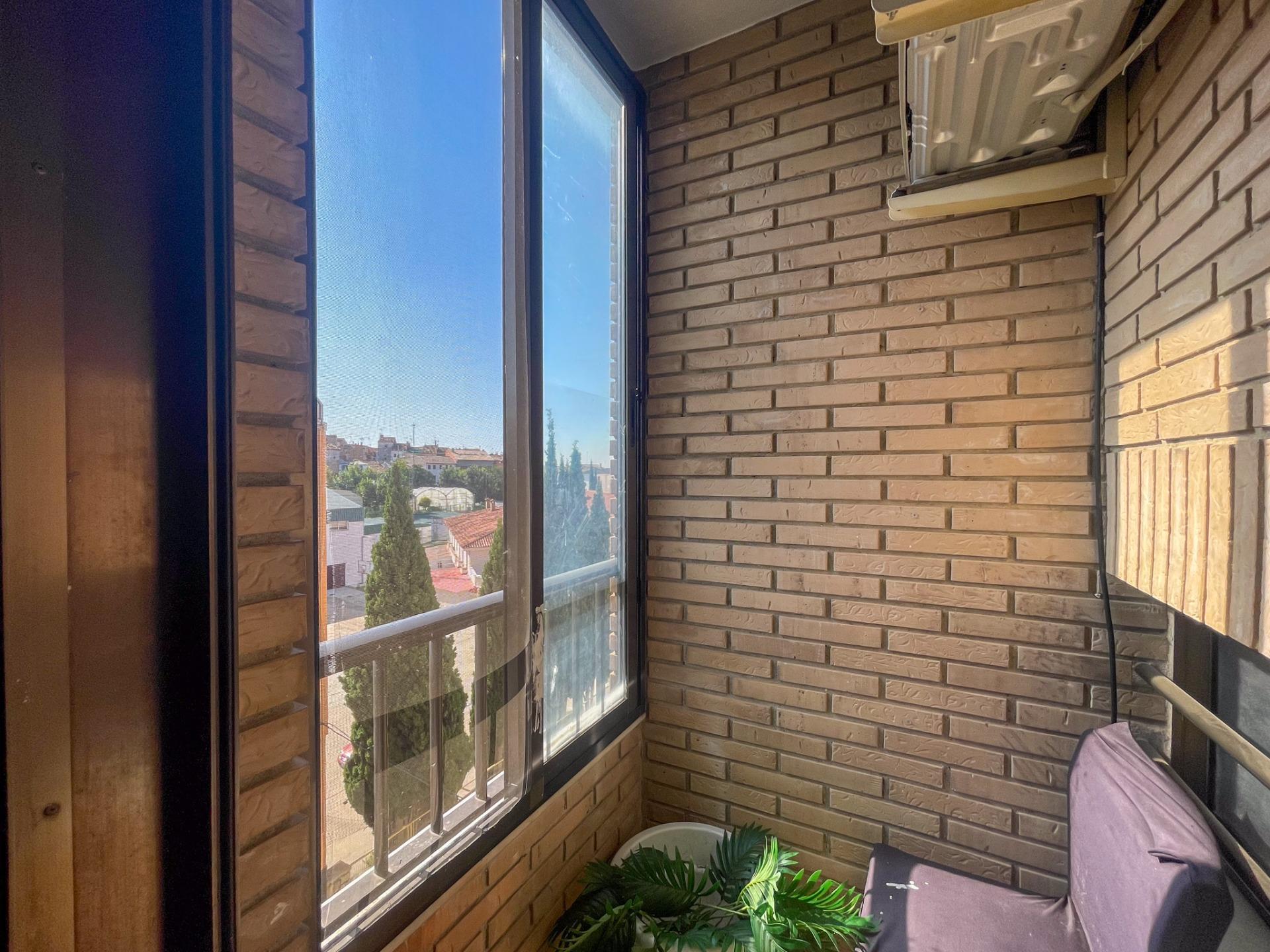 Pisos-Venta-Requena-1791728-Foto-12