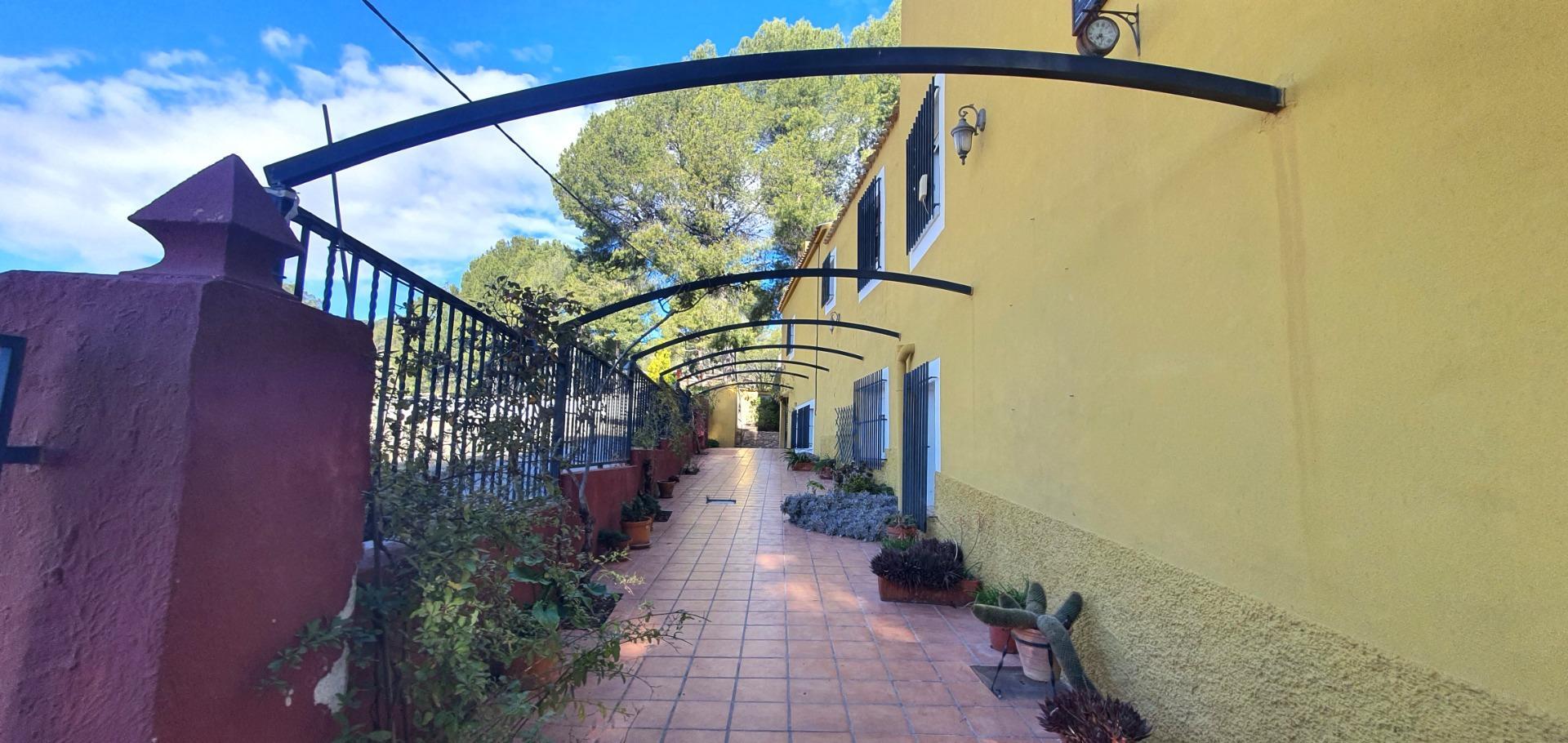 Edificios-Venta-Petrer-1720266-Foto-8