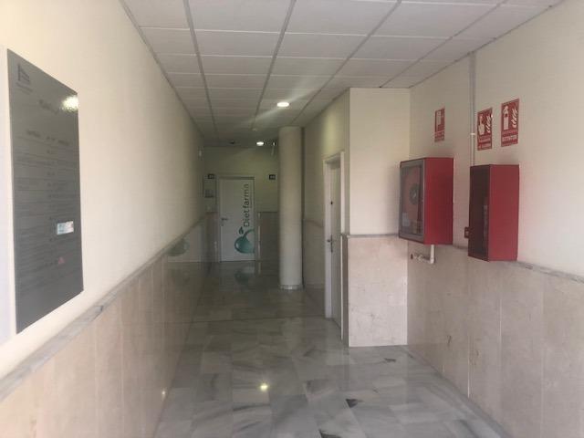 Oficinas-Venta-Tomares-1829294-Foto-9