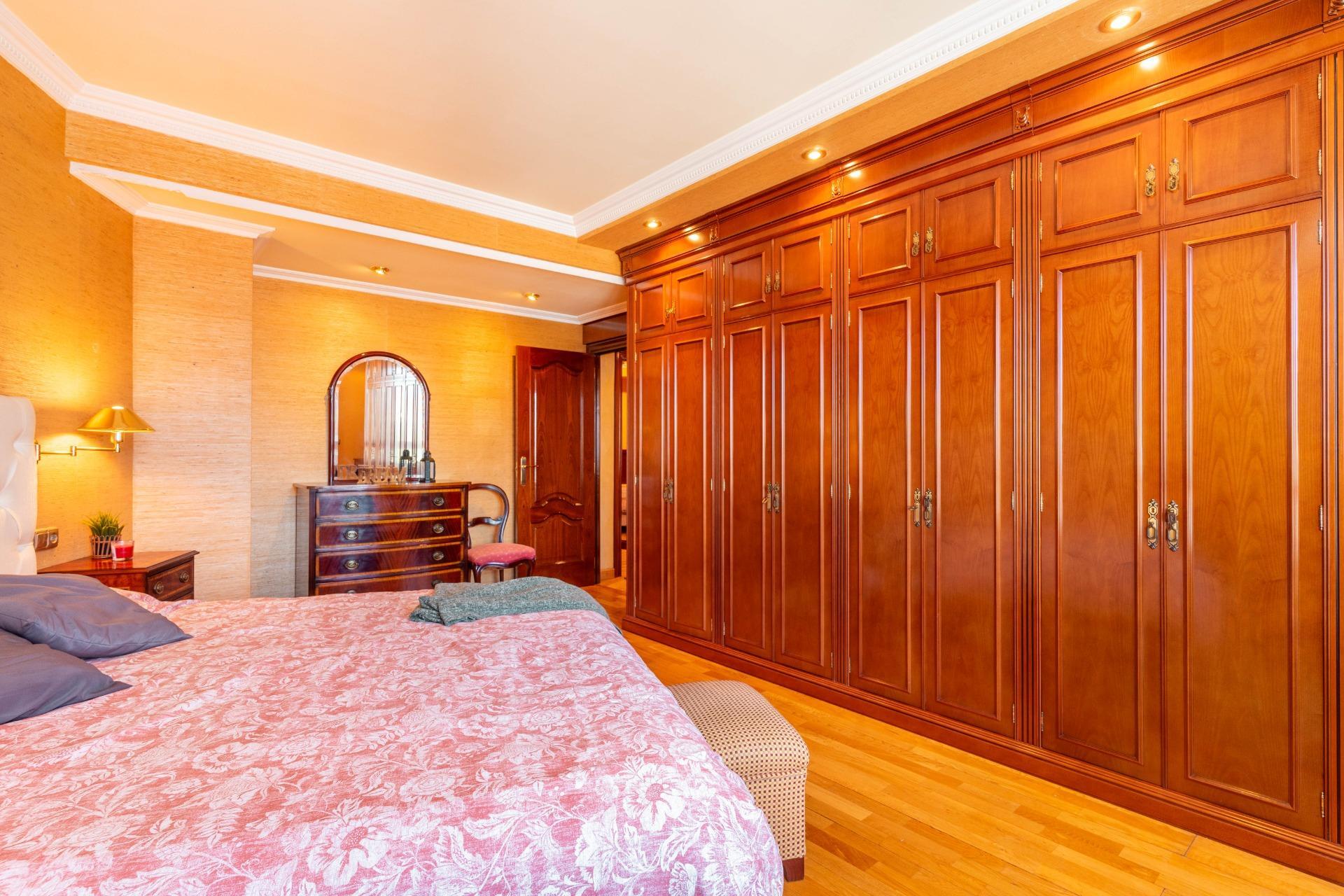 Pisos-Venta-Oviedo-1414465-Foto-9