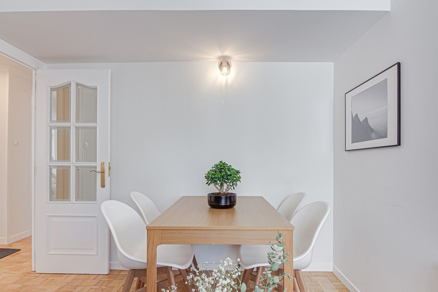 Piso en alquiler  calle Nicomedes Pastor Díaz, A Coruña, La Coruña  2/28