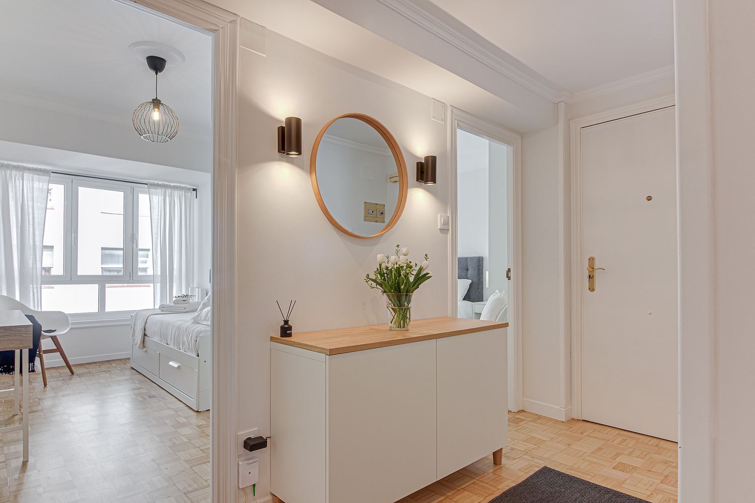 Piso en alquiler  calle Nicomedes Pastor Díaz, A Coruña, La Coruña  7/28