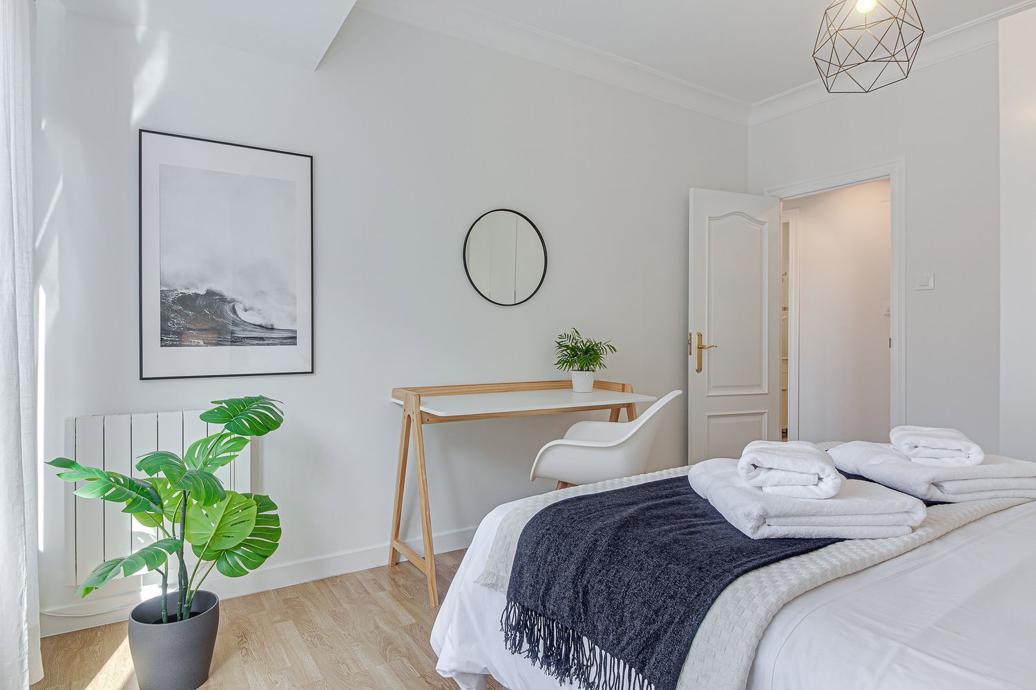 Piso en alquiler  calle Nicomedes Pastor Díaz, A Coruña, La Coruña  19/28