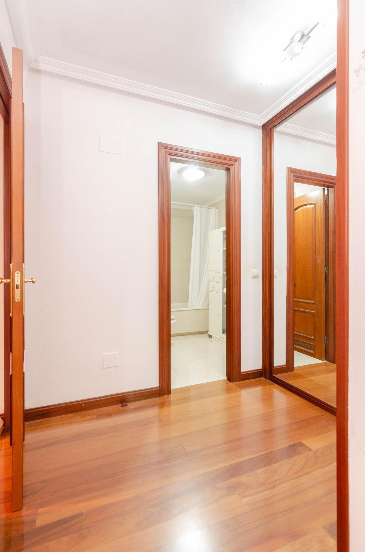 Pisos-Venta-Oviedo-1762799-Foto-12