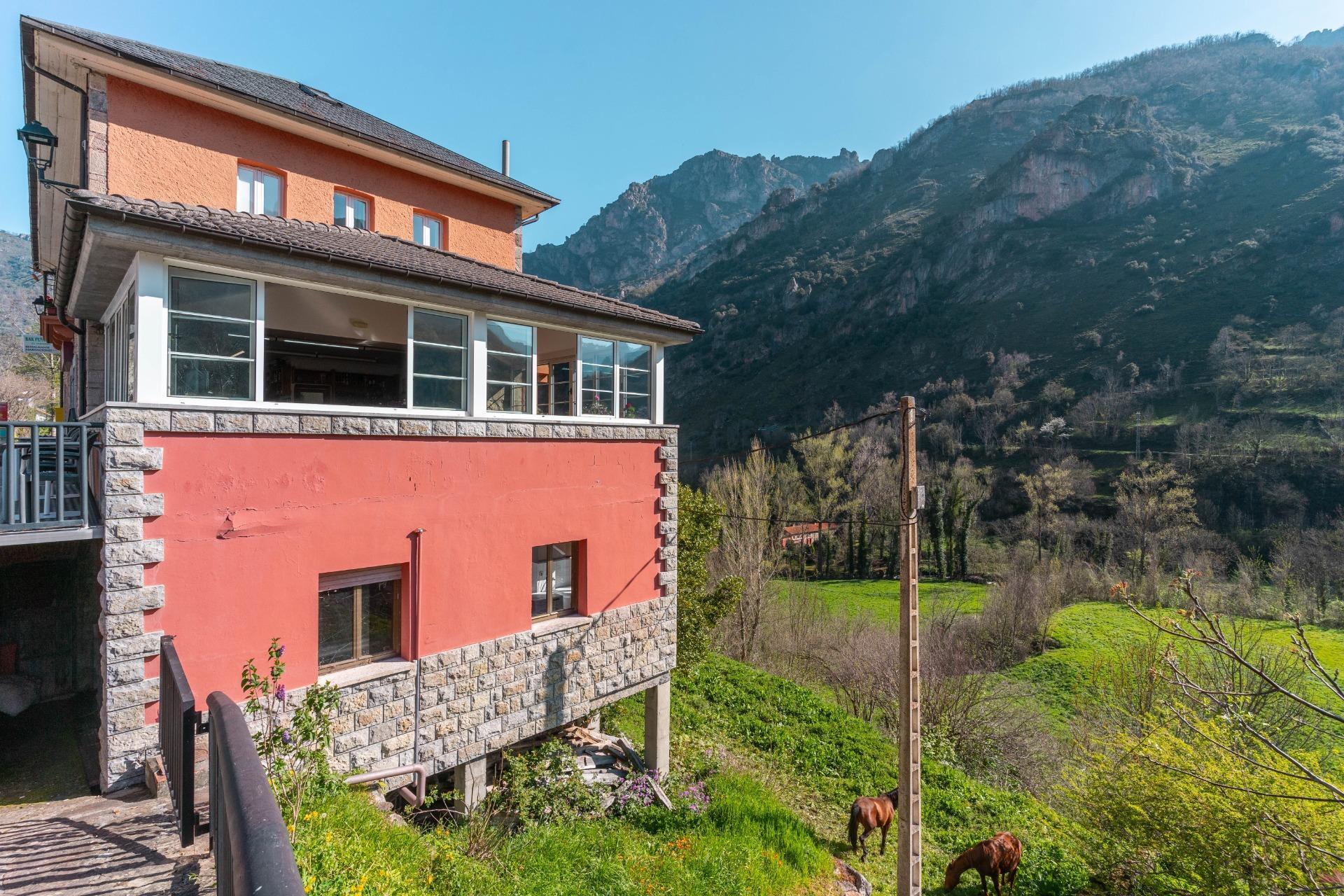 Negocios-Venta-Somiedo-1732334-Foto-11