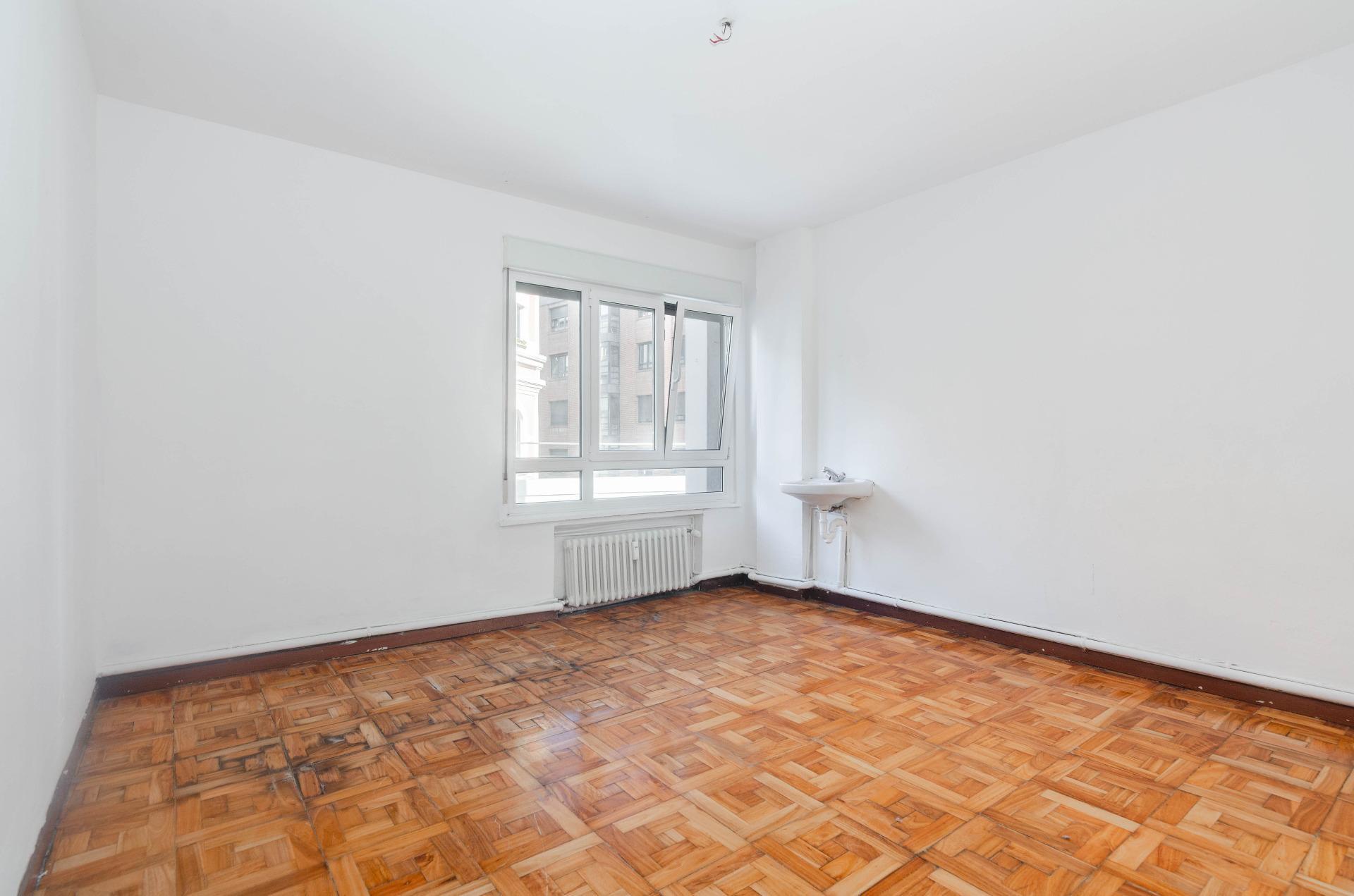 Pisos-Venta-Oviedo-1830774-Foto-6