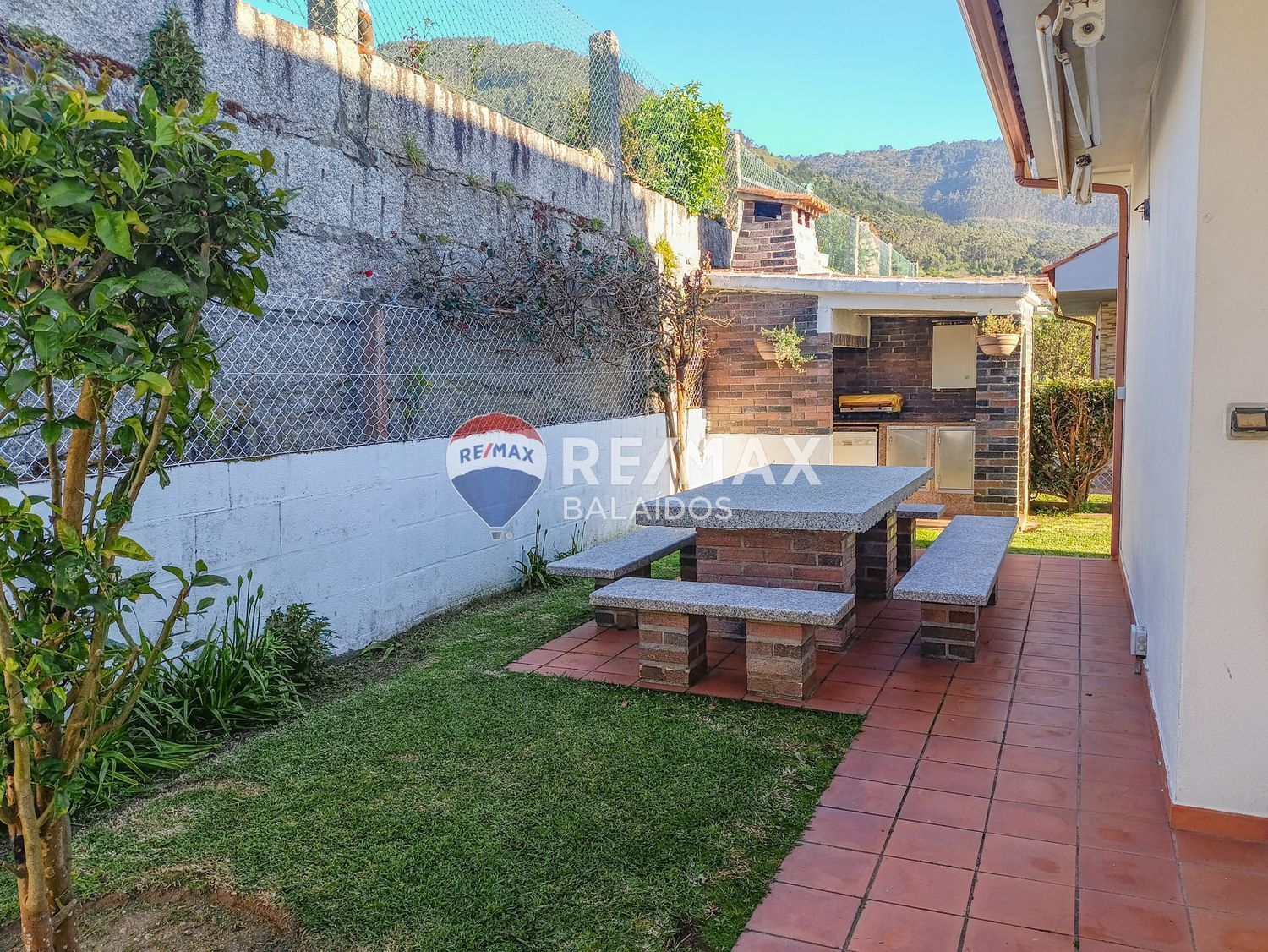 Casa en venta  calle Lugar a Riña, Oya  12/58