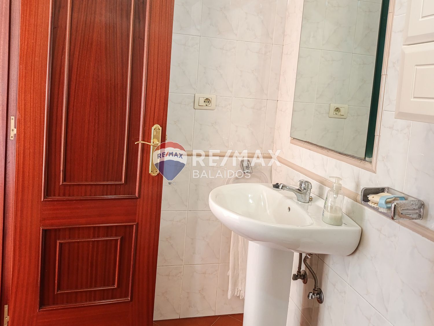 Casa en venta  calle Lugar a Riña, Oya  18/58