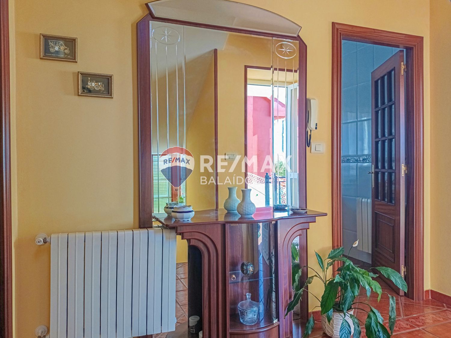 Casa en venta  calle Lugar a Riña, Oya  48/58