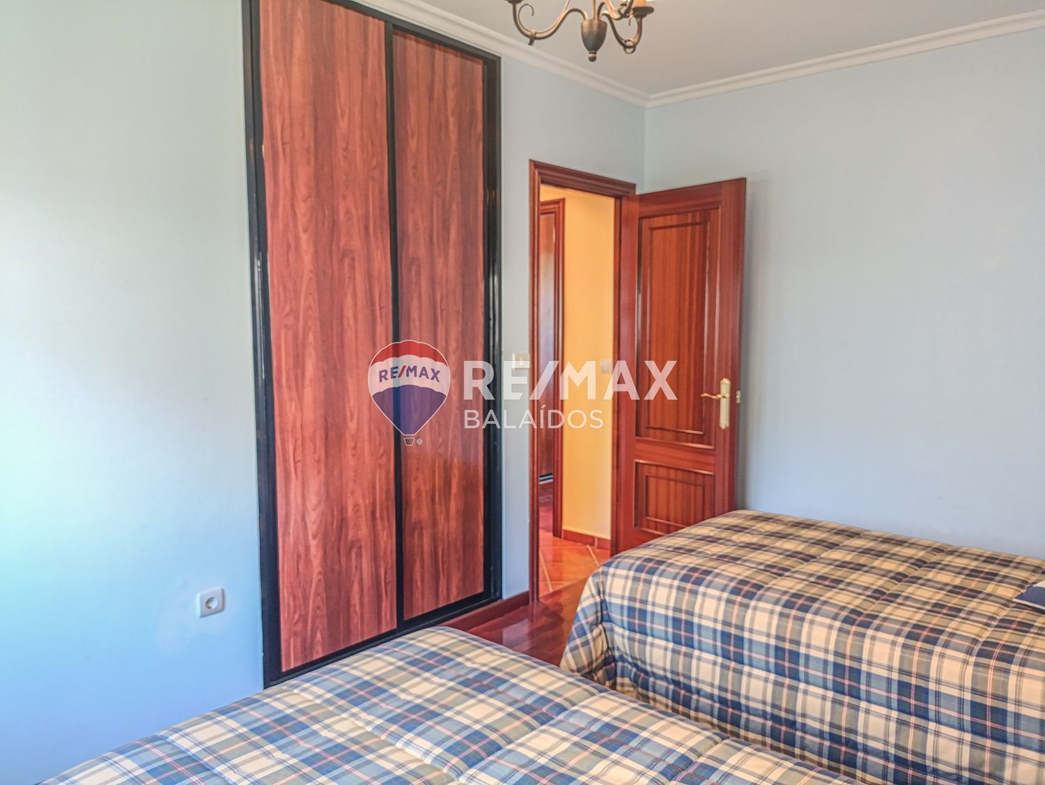 Casa en venta  calle Lugar a Riña, Oya  50/58