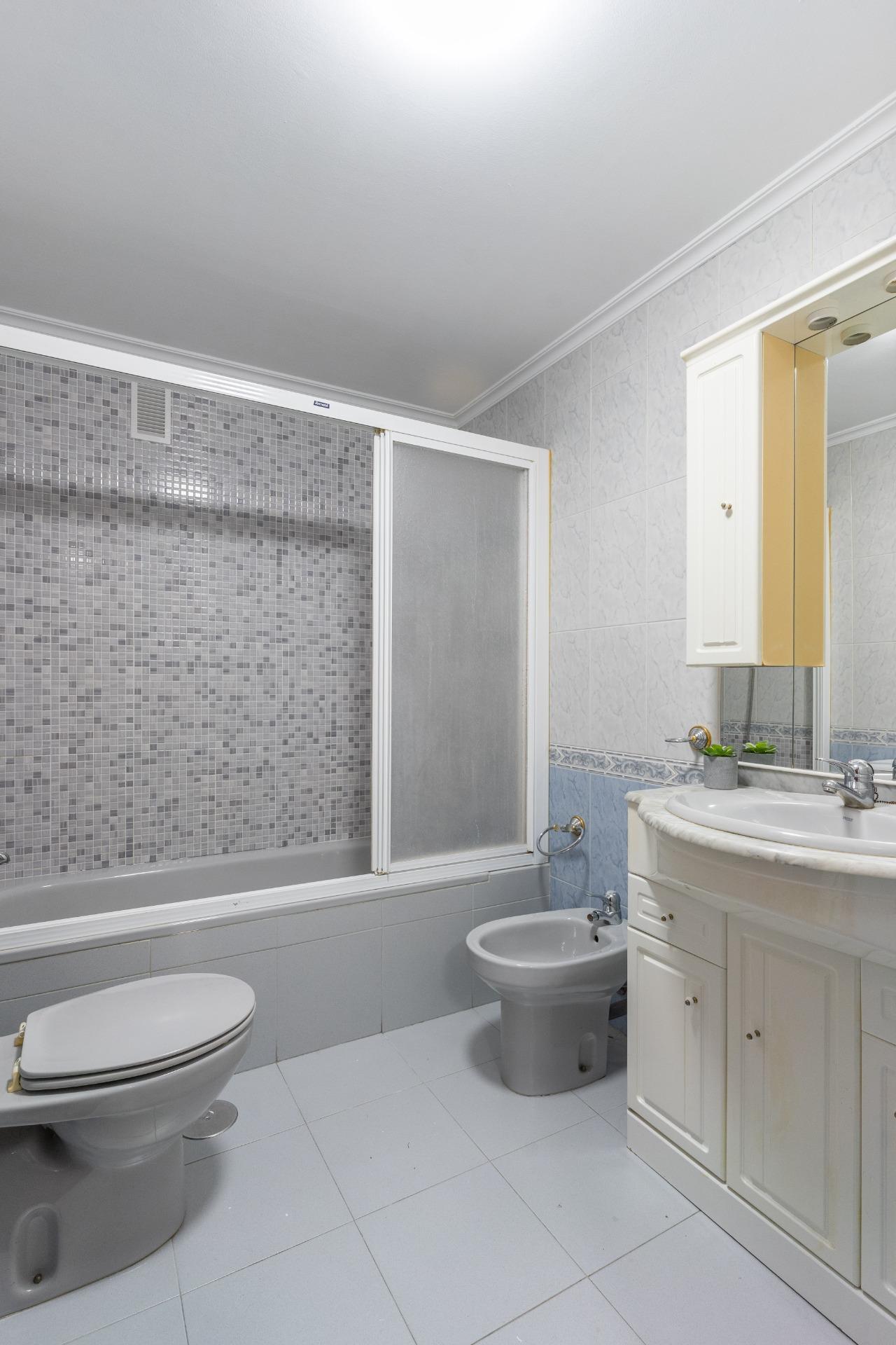 Pisos-Venta-Oviedo-1831454-Foto-19