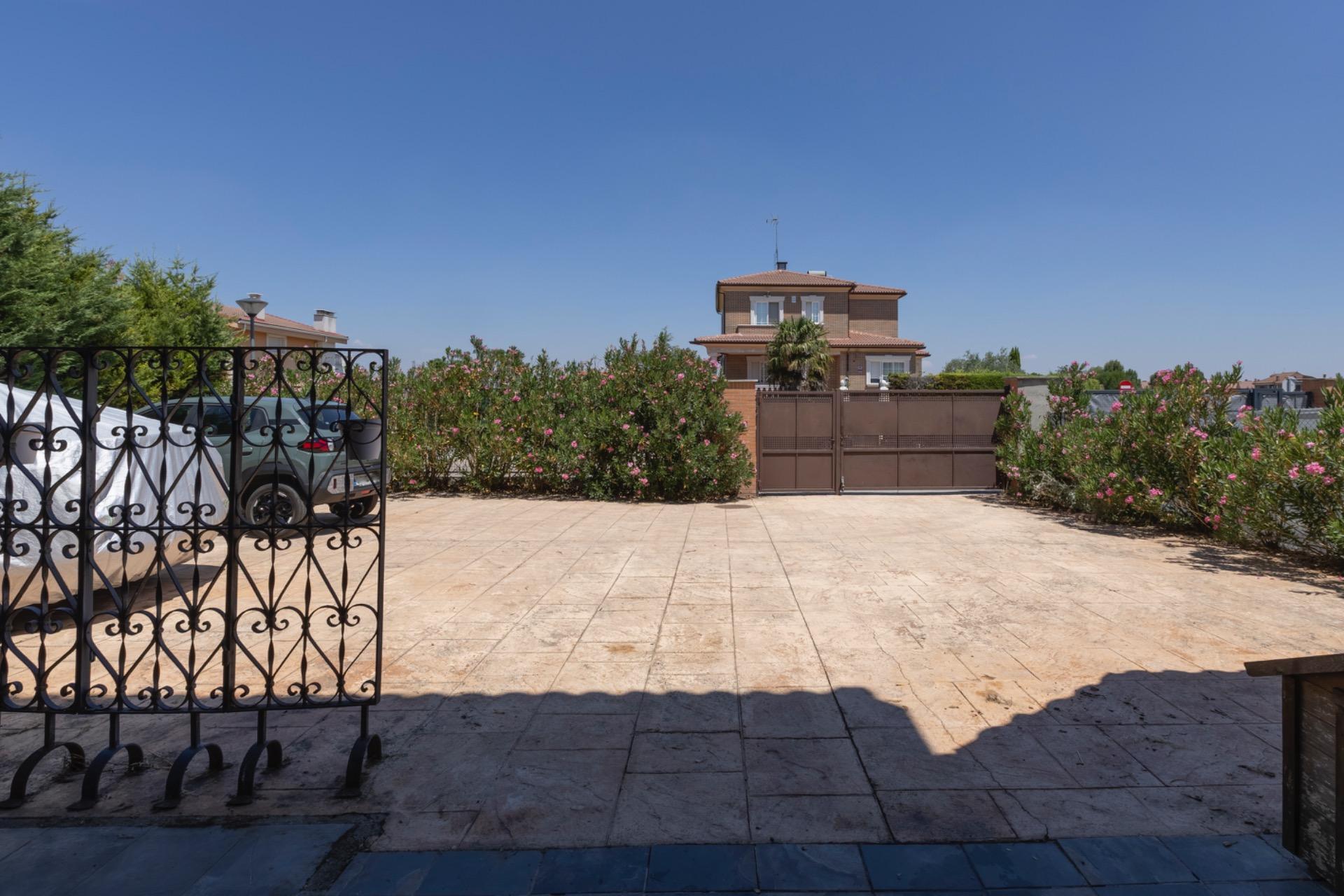 Casas o chalets-Venta-Aldeamayor de San MartÃ­n-1831990-Foto-4