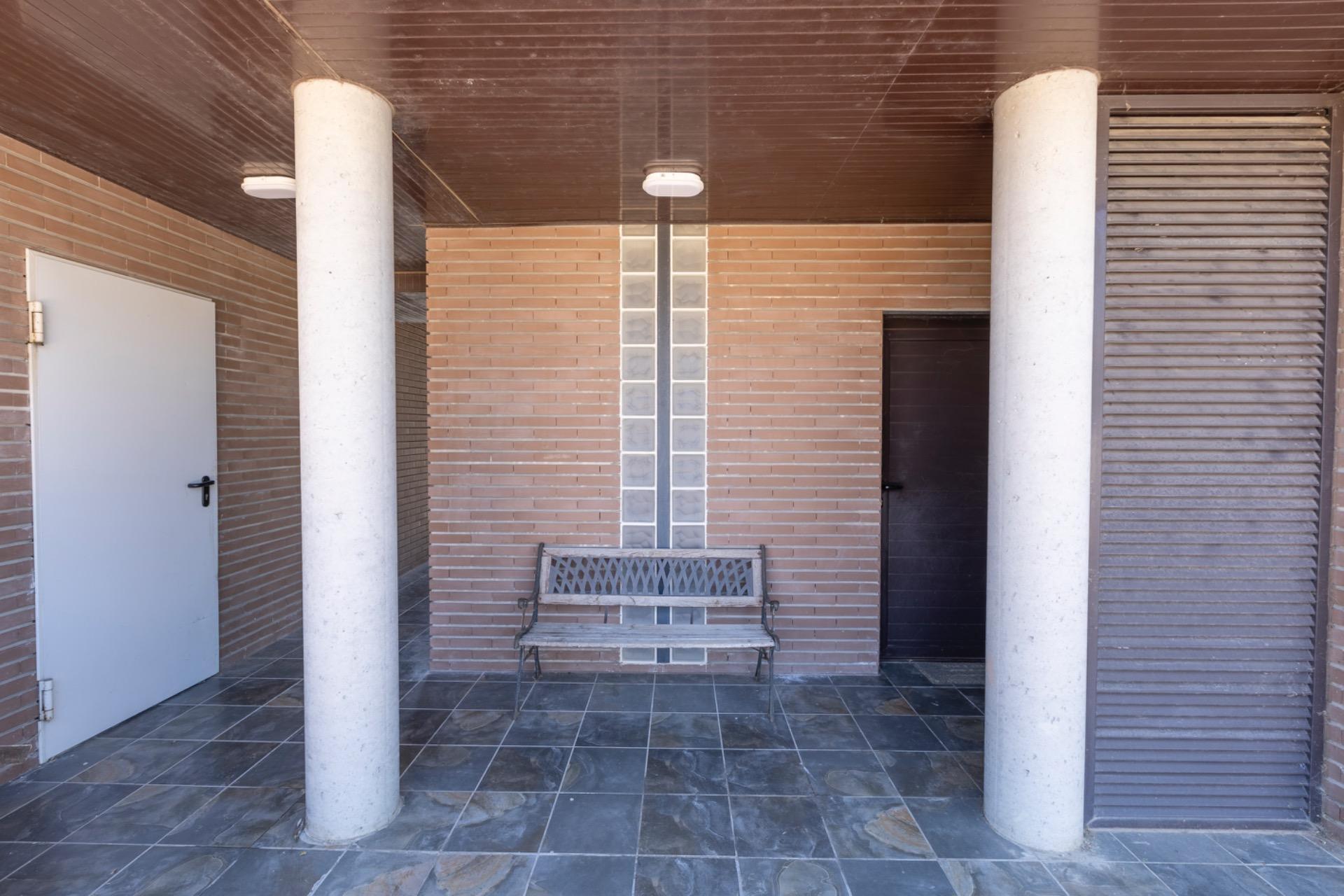 Casas o chalets-Venta-Aldeamayor de San Martín-1831990