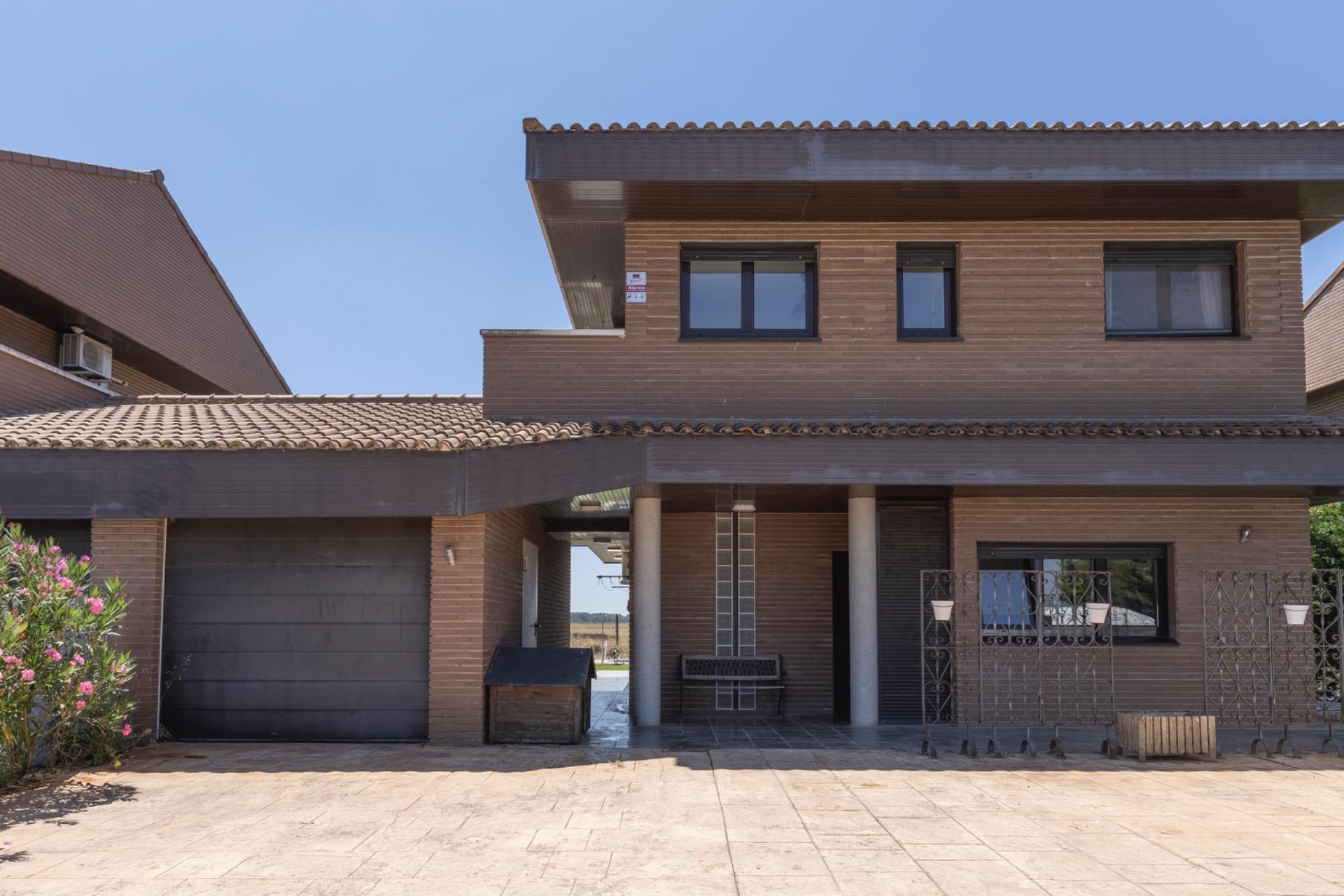 Casas o chalets-Venta-Aldeamayor de San MartÃ­n-1831990-Foto-3