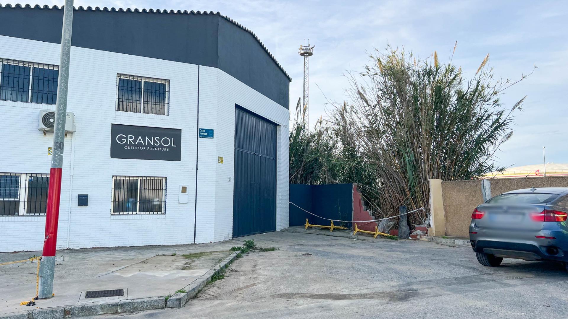 Naves-Venta-VÃ©lez-MÃ¡laga-1524088-Foto-2