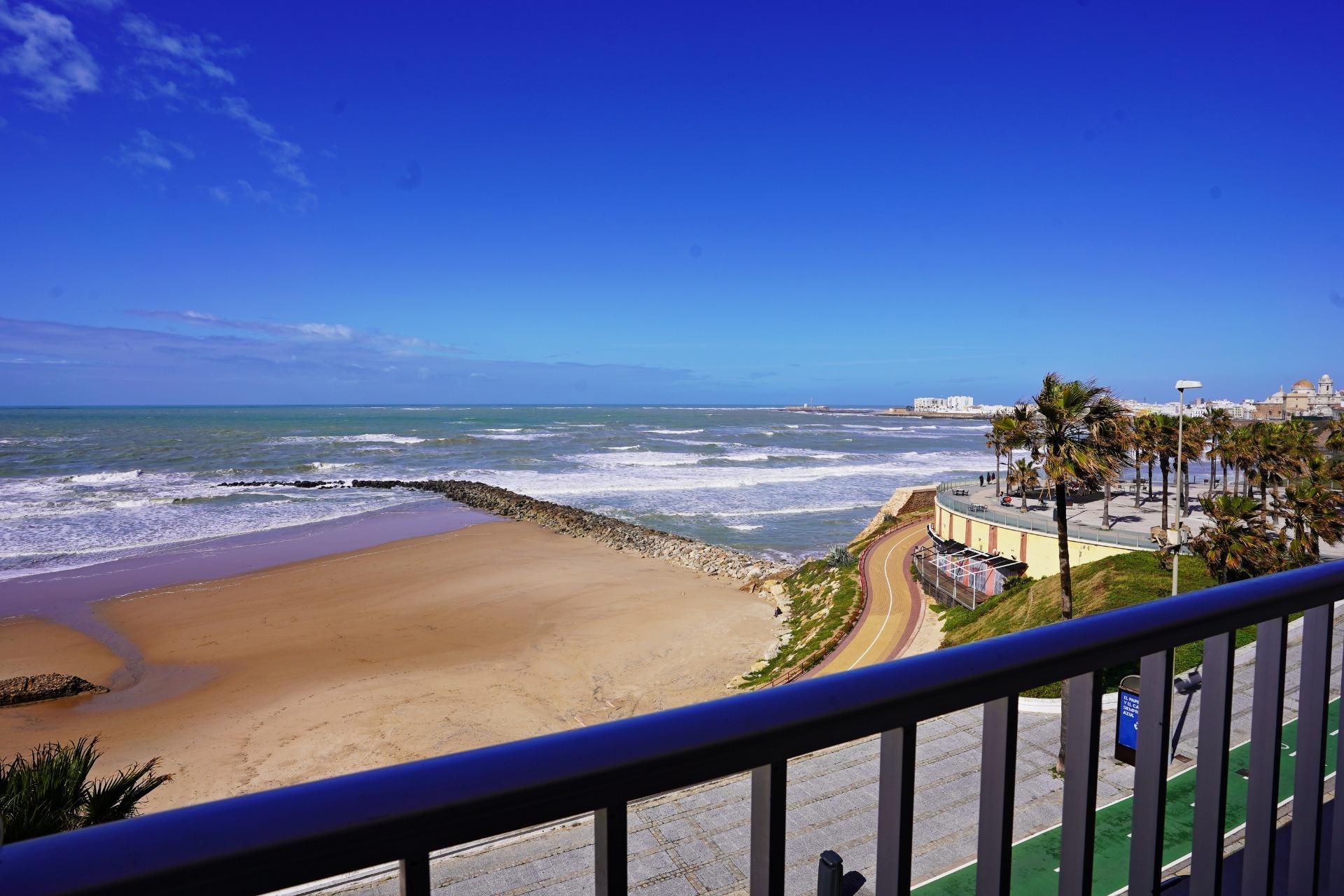Pisos-Venta-CÃ¡diz-1683018-Foto-3