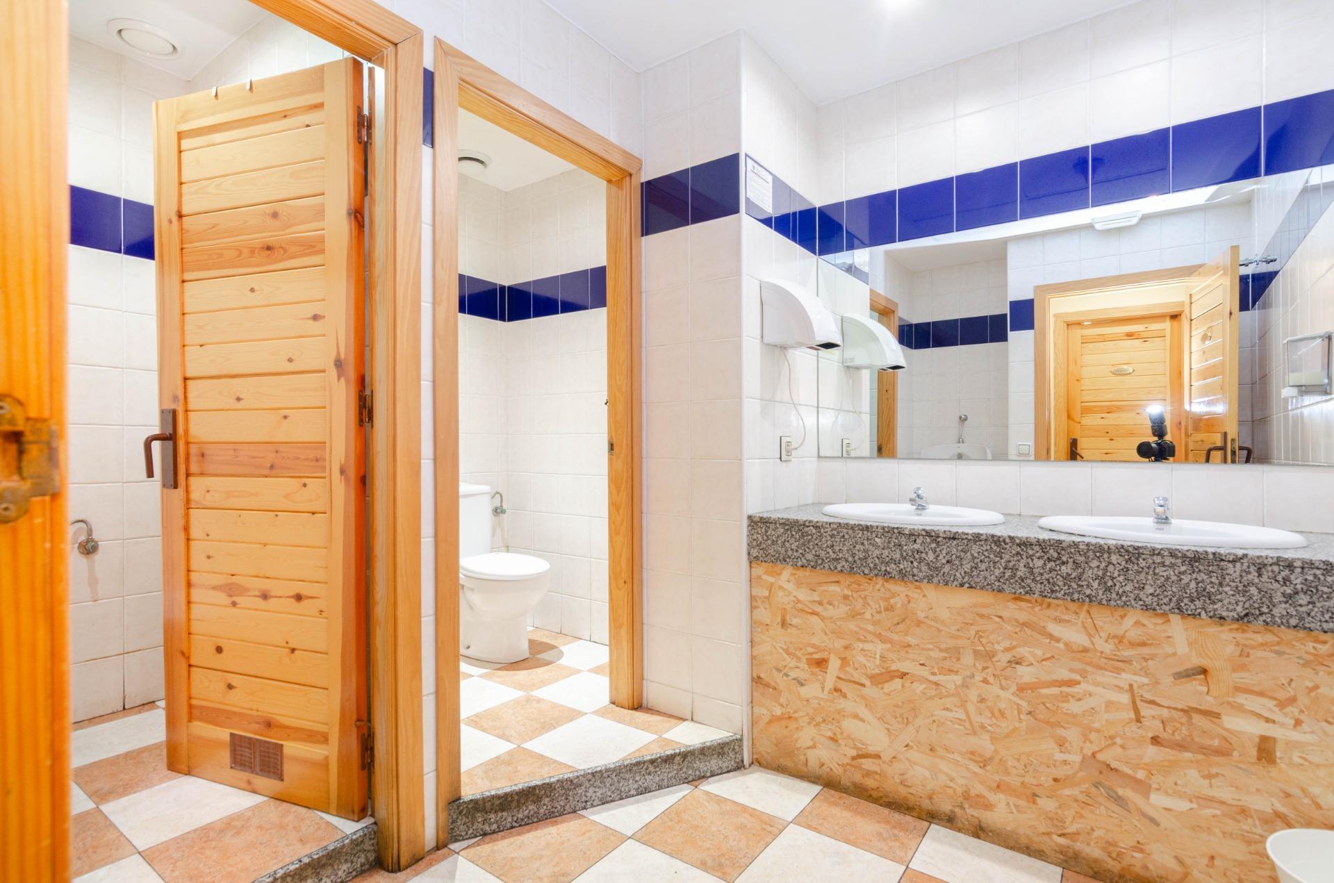 Negocios-Venta-Oviedo-1833082-Foto-17