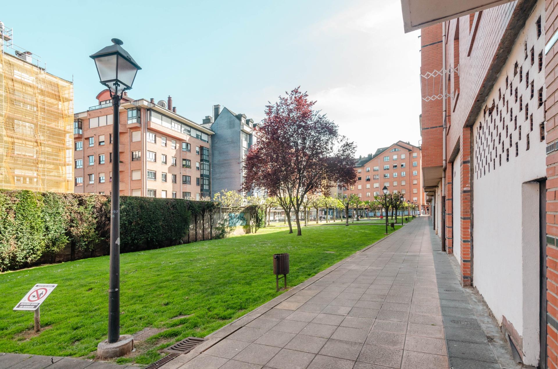 Negocios-Venta-Oviedo-1833082-Foto-40