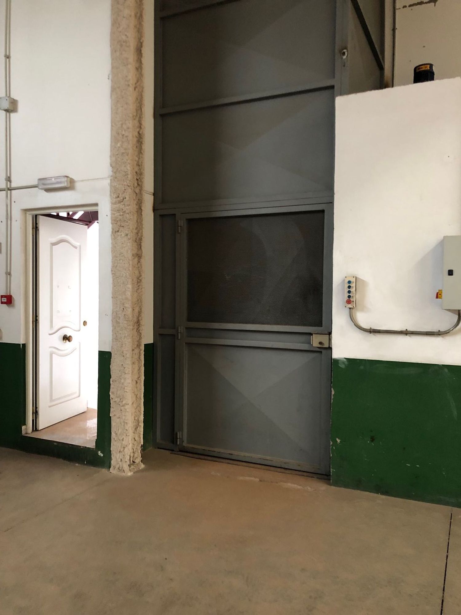 Naves-Venta-AgÃ¼imes-805988-Foto-8