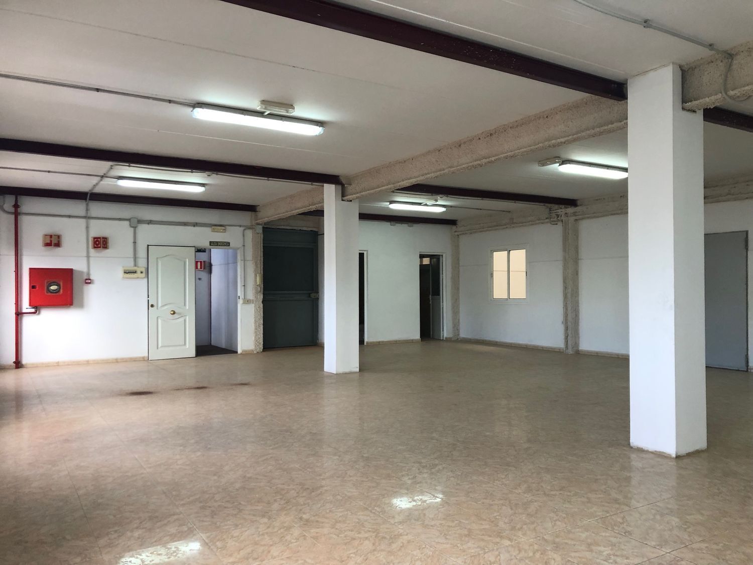 Naves-Venta-AgÃ¼imes-805988-Foto-14