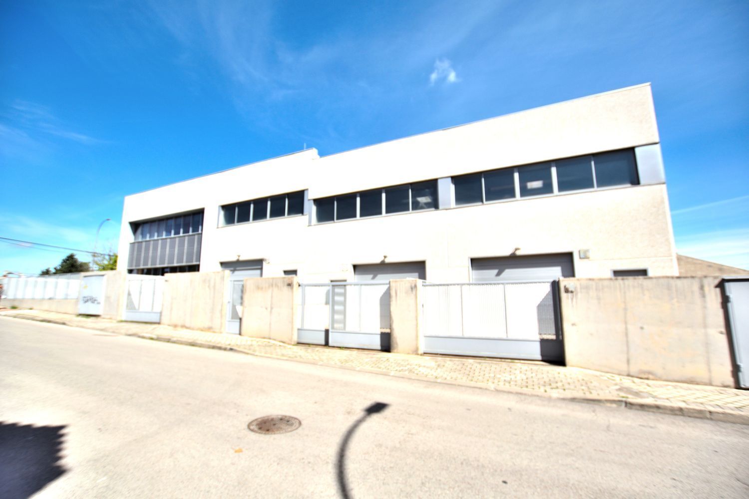 Naves-Alquiler-1717640