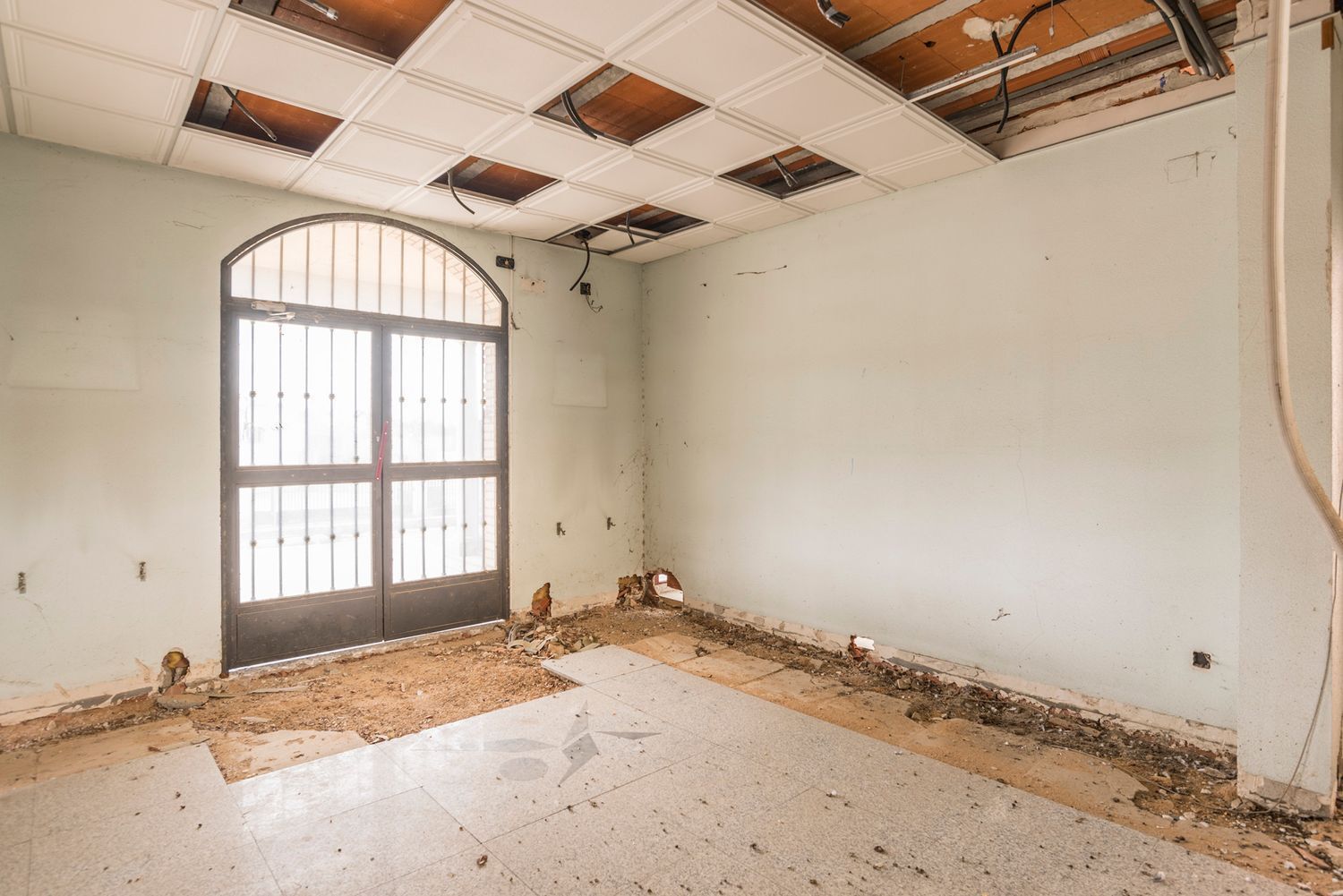 Naves-Venta-OlÃ­as del Rey-1655056-Foto-37
