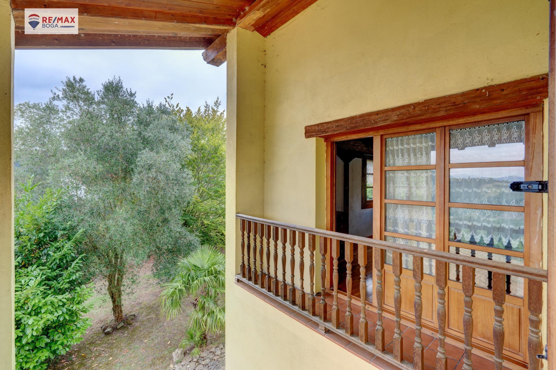 CASA FAMILIAR INDEPENDIENTE, EN ARAMAIO-ALAVA