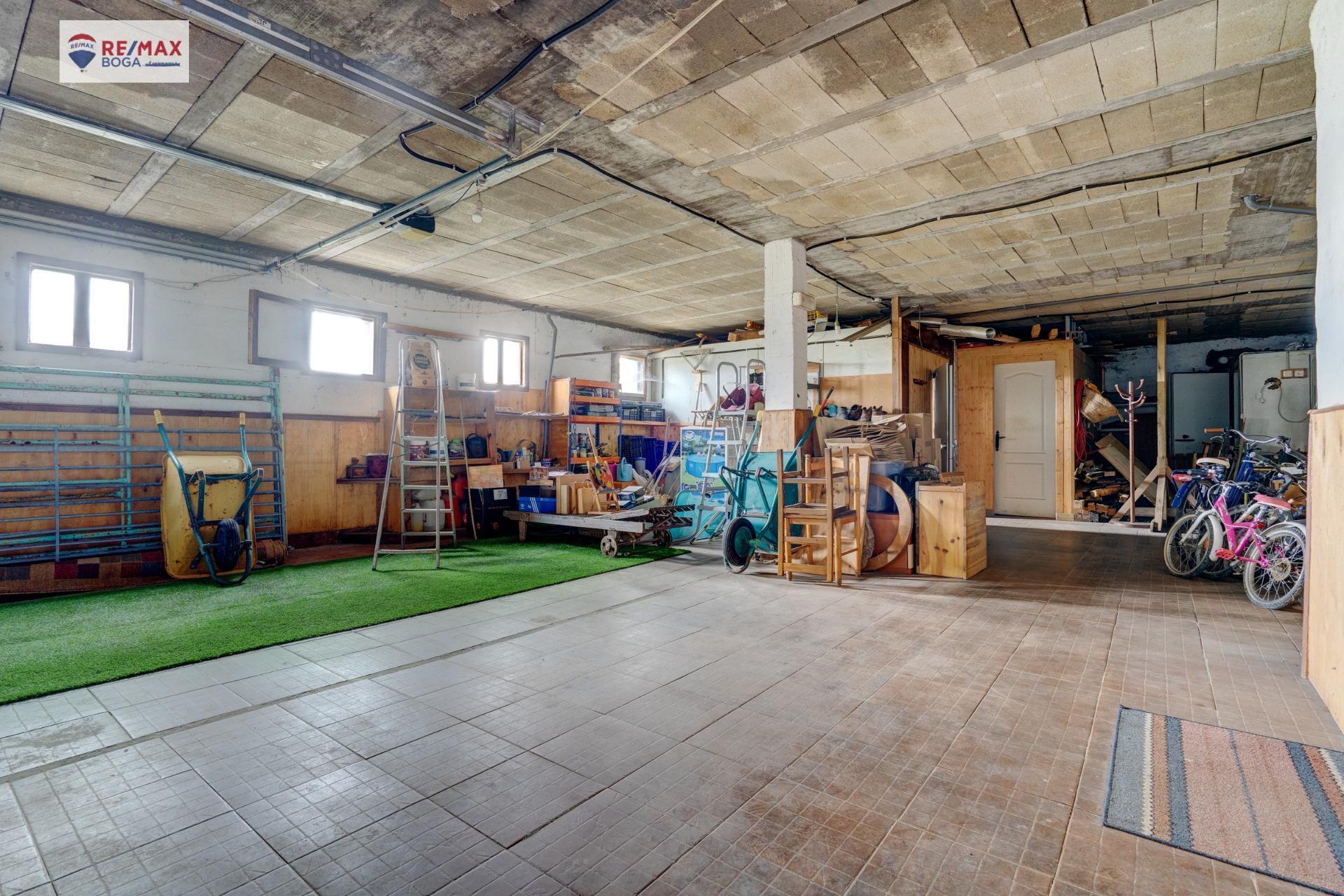 CASA FAMILIAR INDEPENDIENTE, EN ARAMAIO-ALAVA