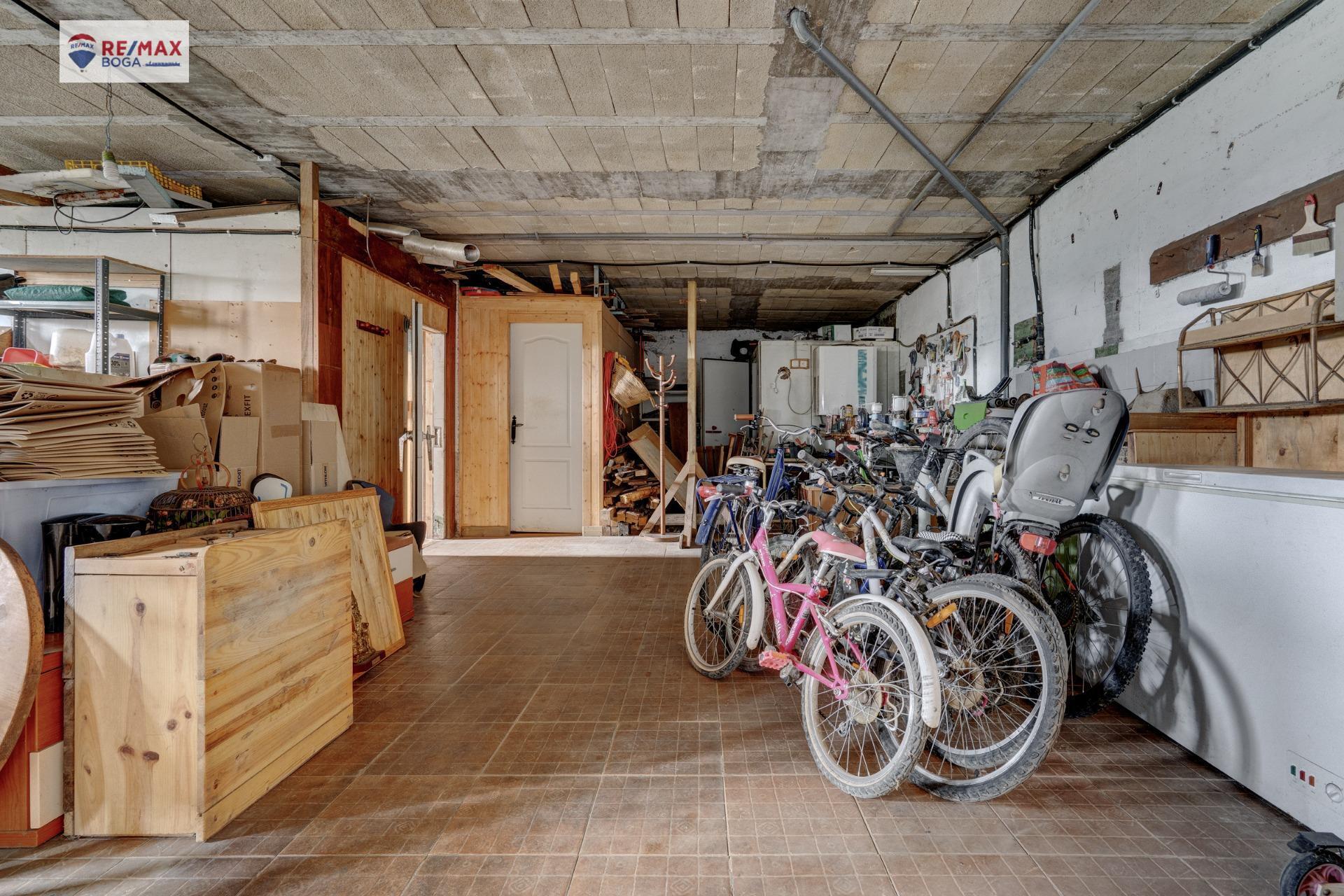CASA FAMILIAR INDEPENDIENTE, EN ARAMAIO-ALAVA