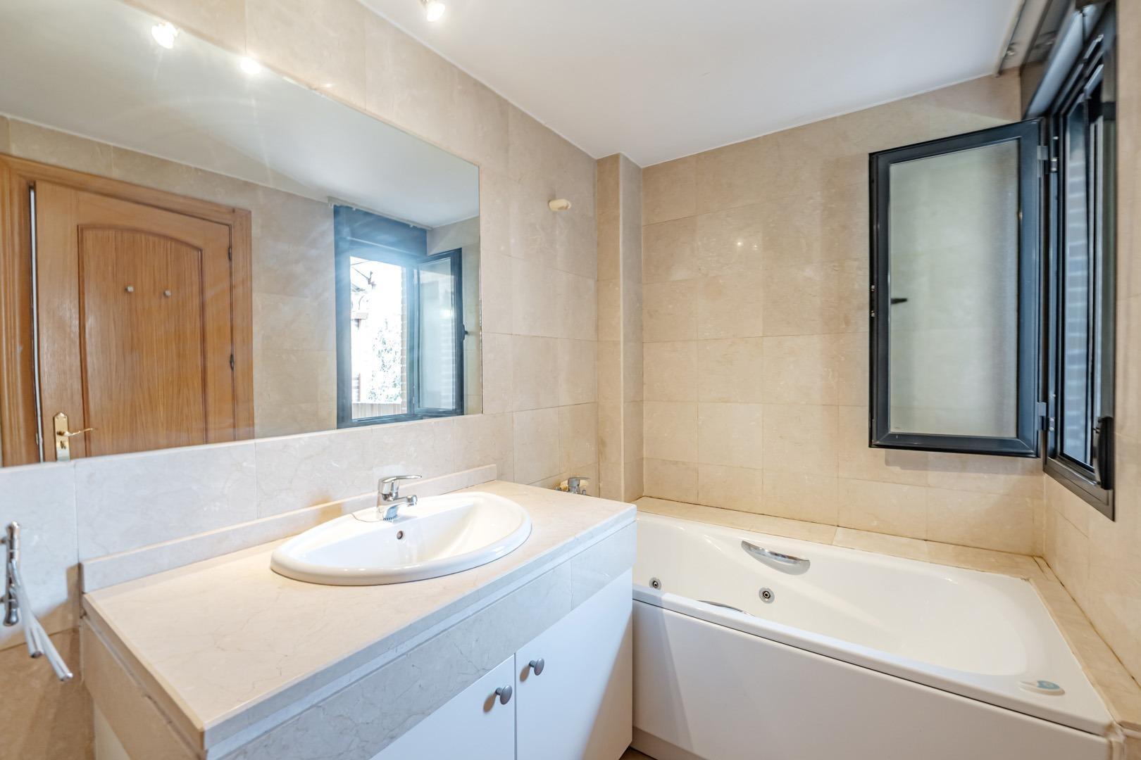 Casas o chalets-Venta-Pozuelo de AlarcÃ³n-1840282-Foto-30