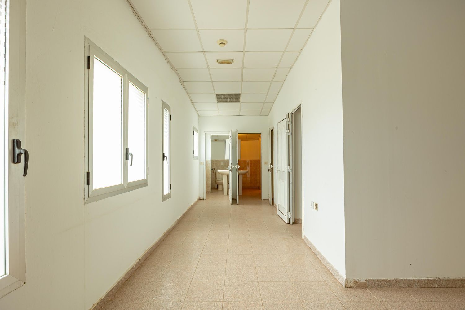 Naves-Venta-AgÃ¼imes-1722808-Foto-24